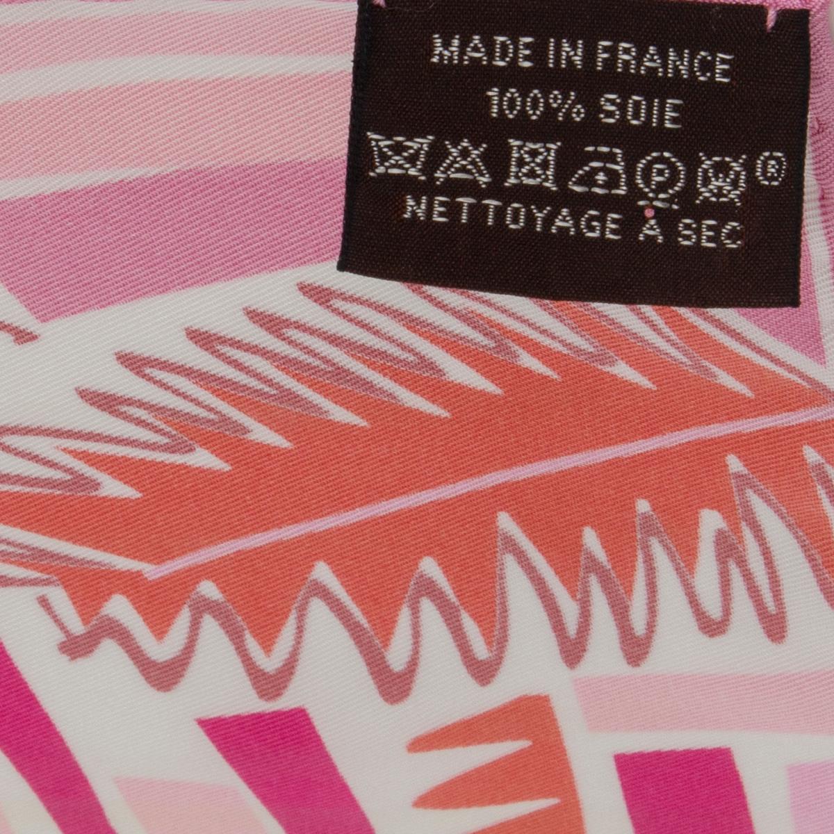 authentic HERMES pink SEA SURF & FUN 45 foulard en twill de soie Blanc Rose Corail 1