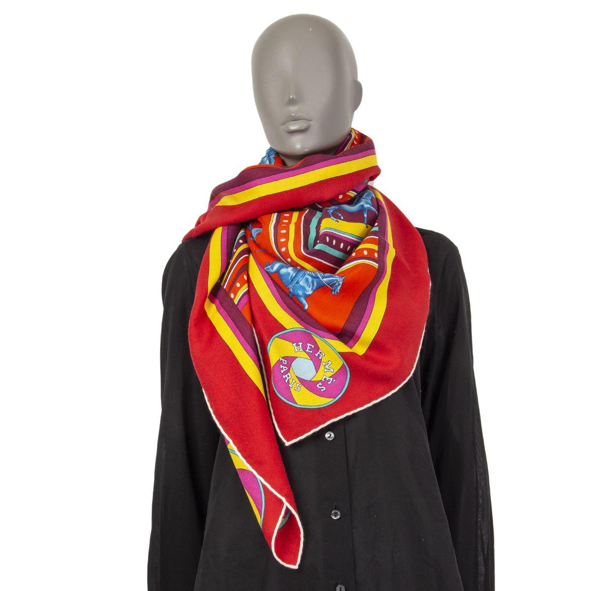 Women's or Men's auth HERMES red SEQUENCES 140 cashmere silk Shawl Scarf For Sale