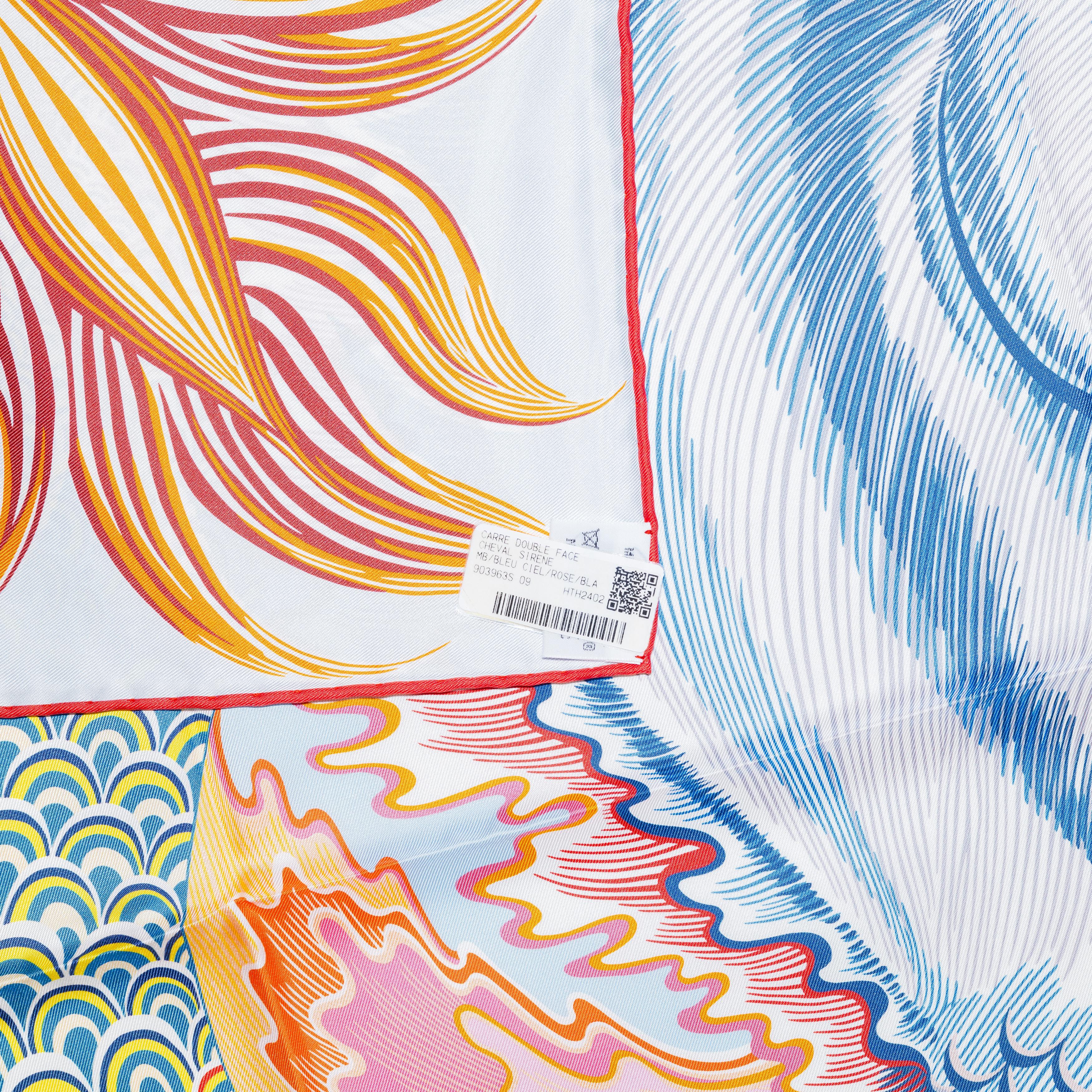Auth. Hermès Foulard Cheval Sirène - Double Face - Bleu Ciel Rose New Store Tag en vente 7