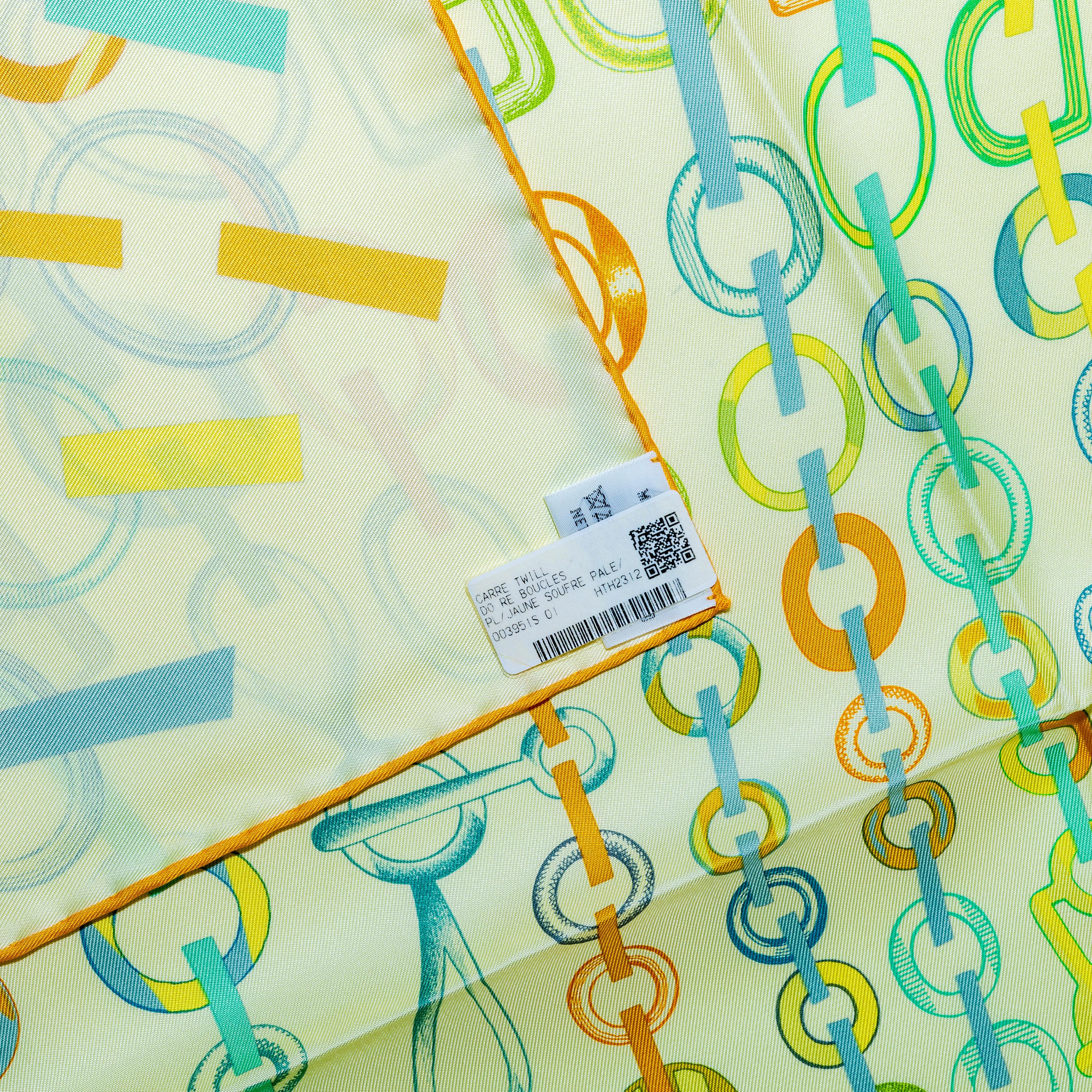 Do Re Boucles - Jaune Soufre Pale - NWSTS - 2504181245

Marque : Hermès
Type/Modèle : Echarpe 90 Twill de soie
Artistics : (Informations sur l'artiste non disponibles)
Taille : 90 cm x 90 cm / 35 in x 35 in
Couleur : Jaune Soufre Pale (Pale Sulfur