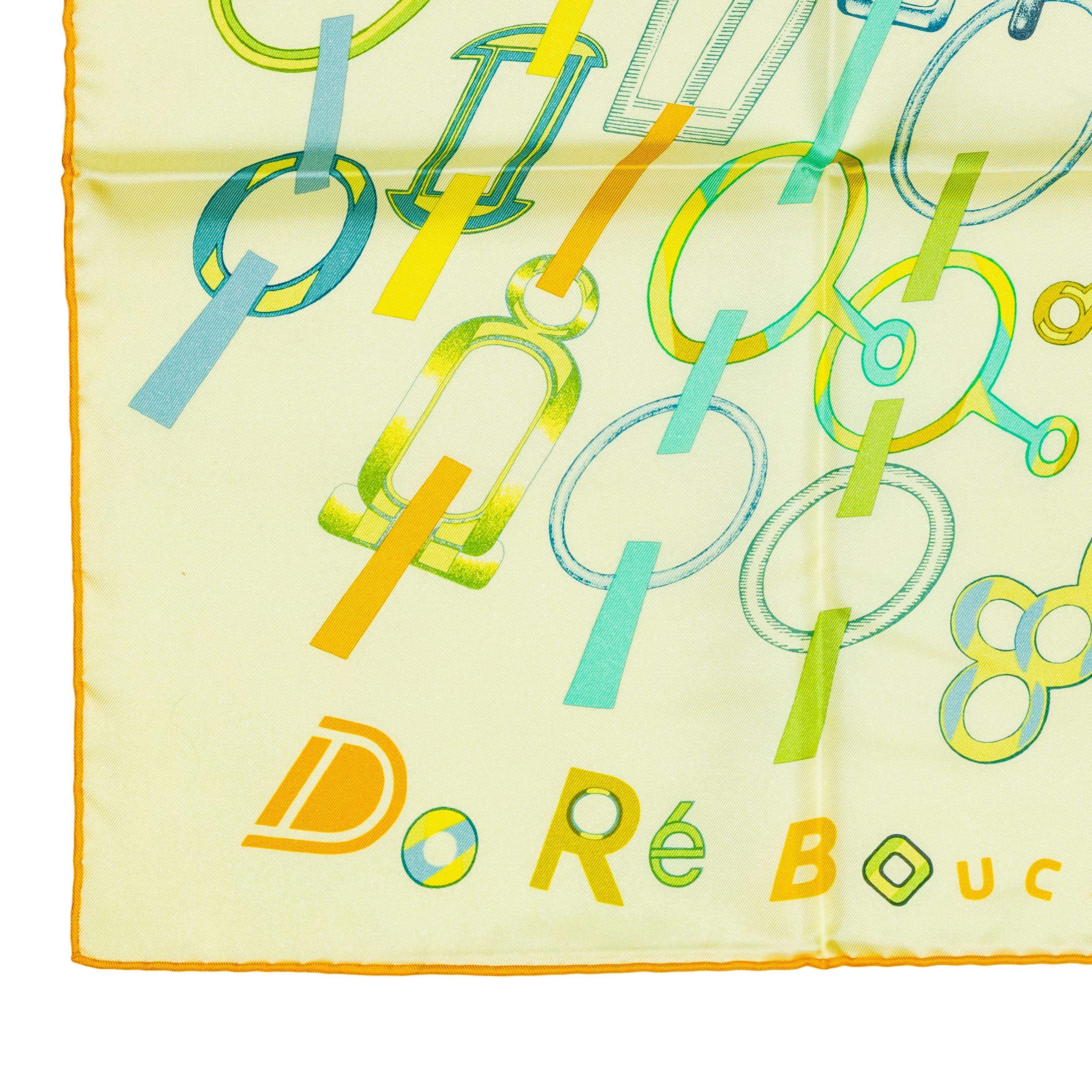Auth. Hermès Foulard Do Re Boucles - Jaune Soufre Pale New Store Tag en vente 4