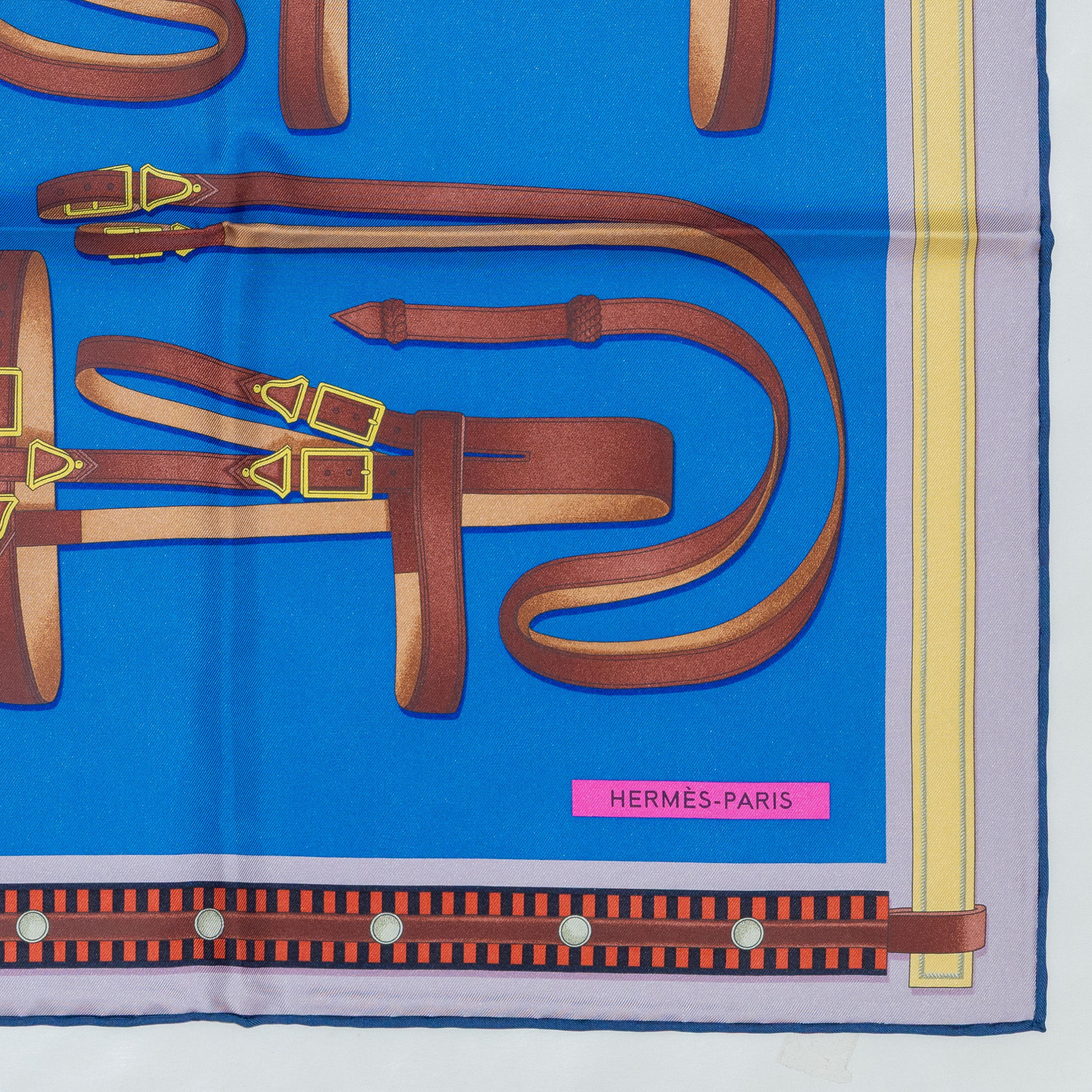Auth. Foulard Hermès Lettres Équestres - Bleu Azur Vert Rose New Store Tag en vente 6