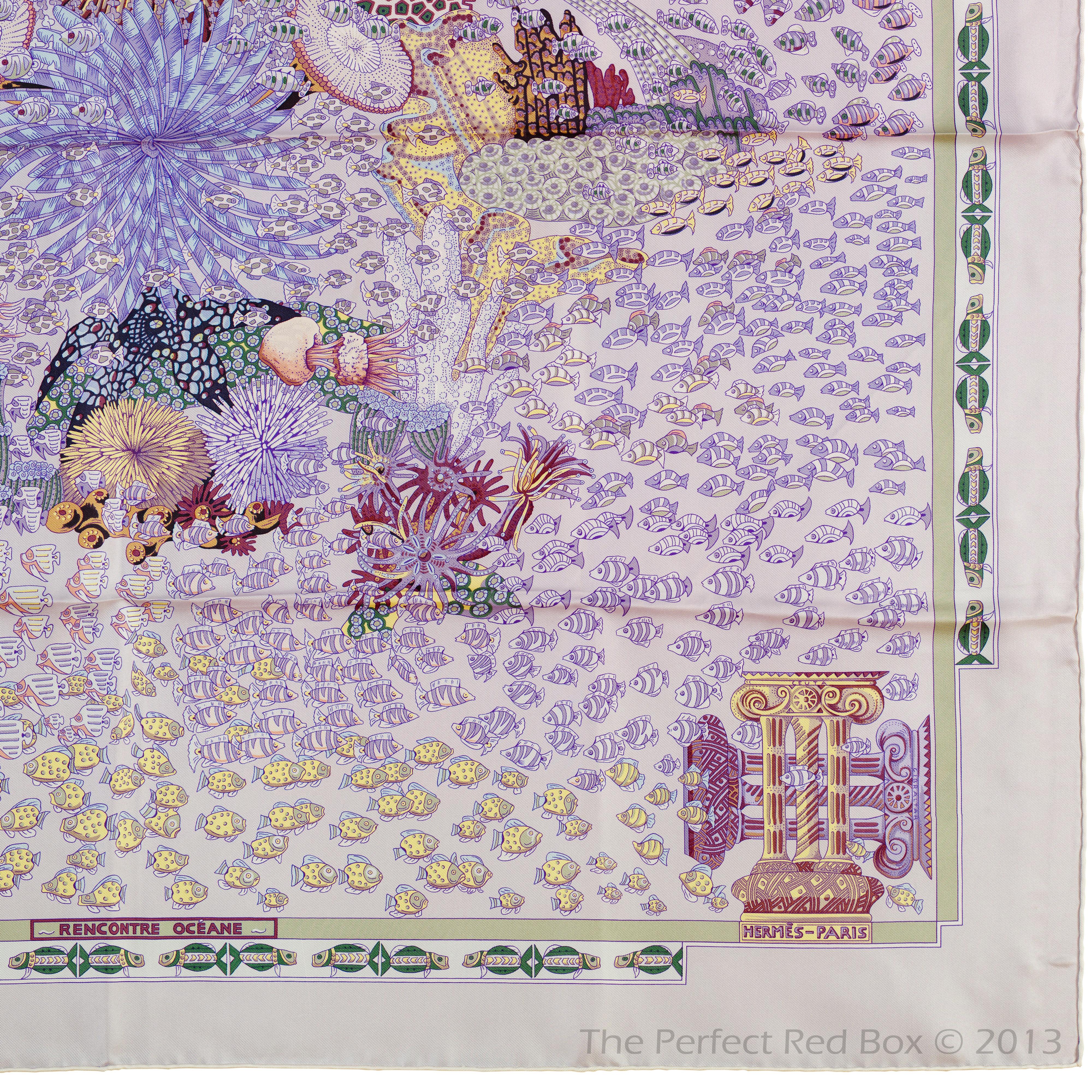 Auth. Hermes Scarf Rencontre Oceane - White Lilac - Mint - RARE GRAIL!! In Excellent Condition In Ottawa, CA