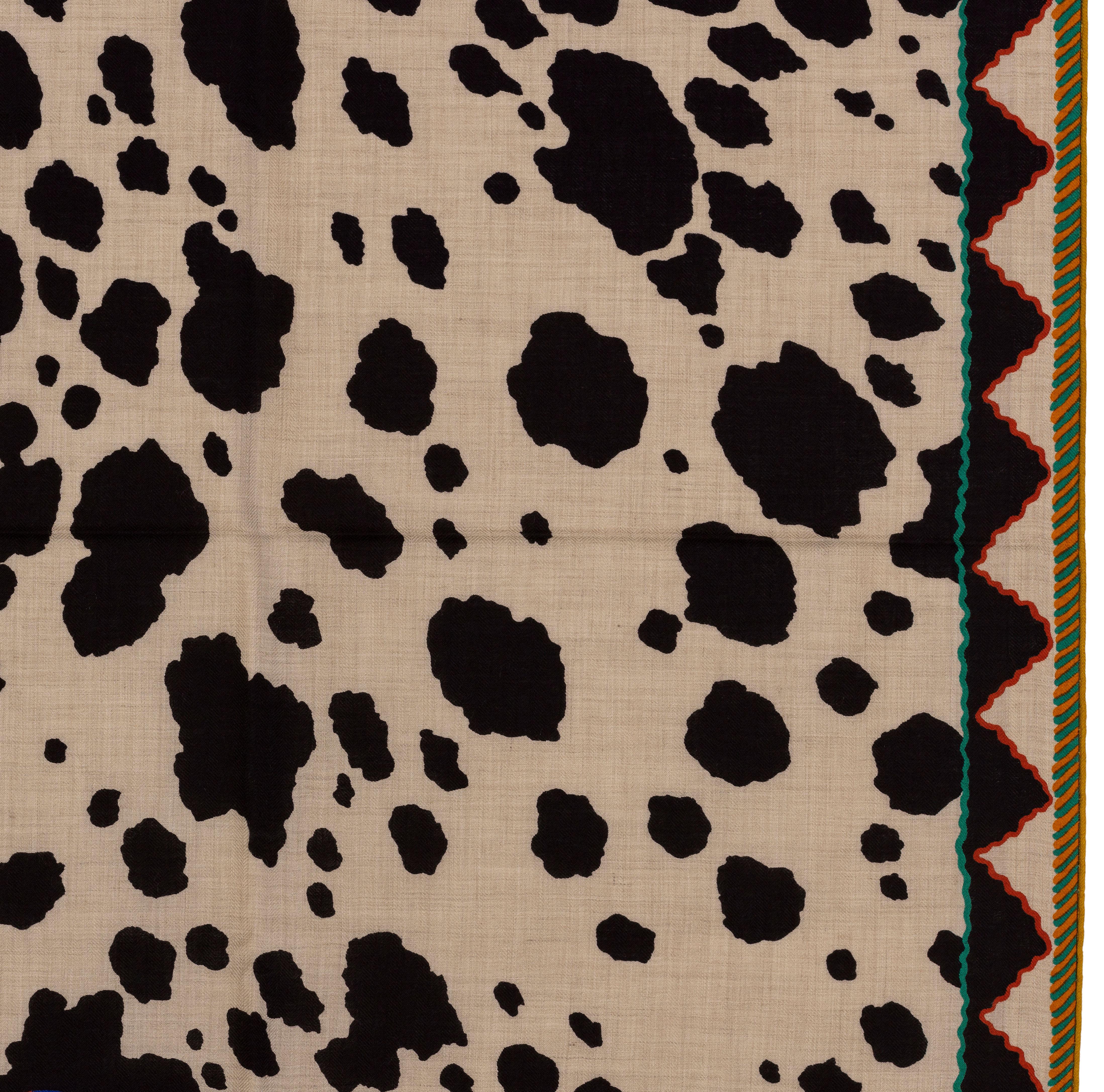 Auth. Hermès Châle Appaloosa Des Steppes - CS140 - Naturel Noir Bleu - Étiquette NEUVE 6