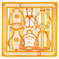 Autor. Hermes-Schal „Fantaisie D Etriers“ – CS140 – Orange, Weiß, Beige – Mit neuem Etikett