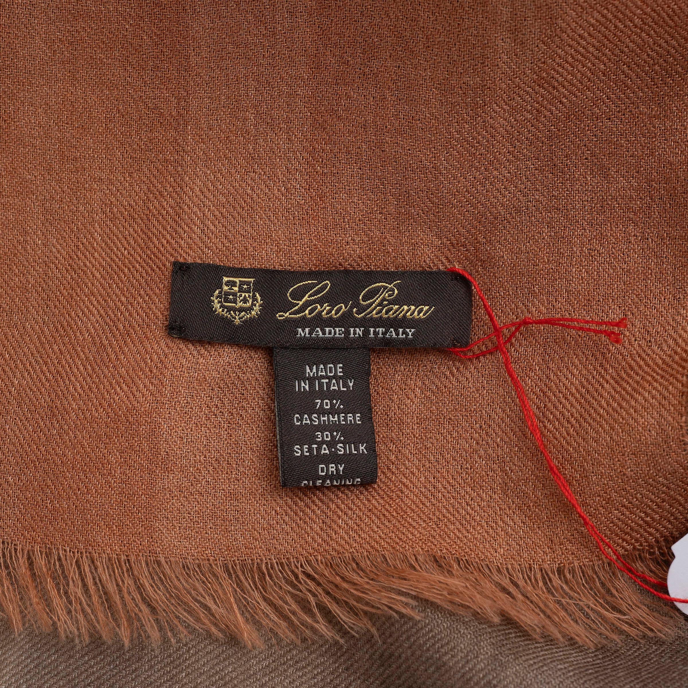 auth LORO PIANA écharpe châle OMBRE en cachemire et soie taupe à orange Bon état - En vente à Zürich, CH