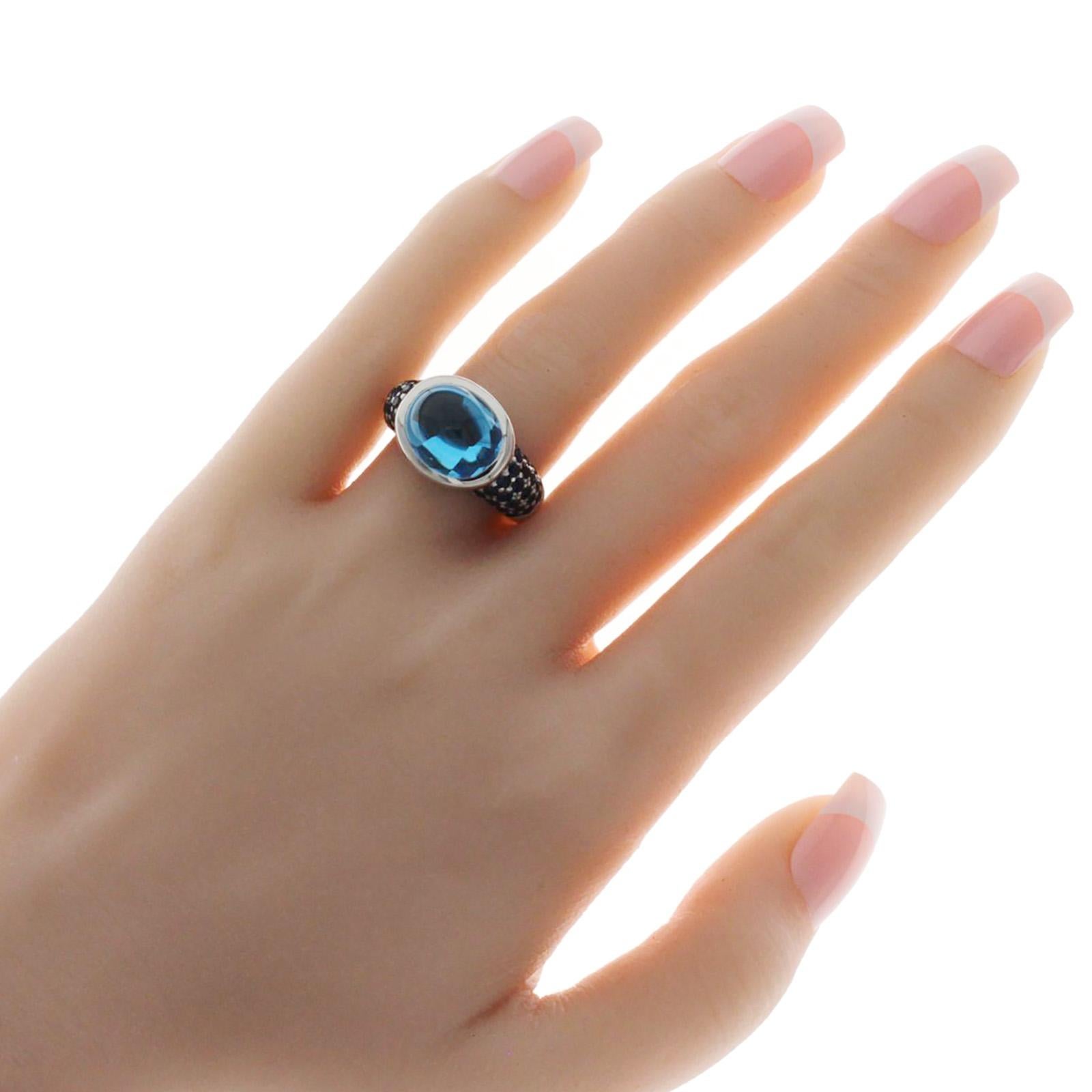 Auth Roberto Coin 18 Karat White Gold Blue Sapphire and Blue Topaz Ring In Excellent Condition In Los Angeles, CA