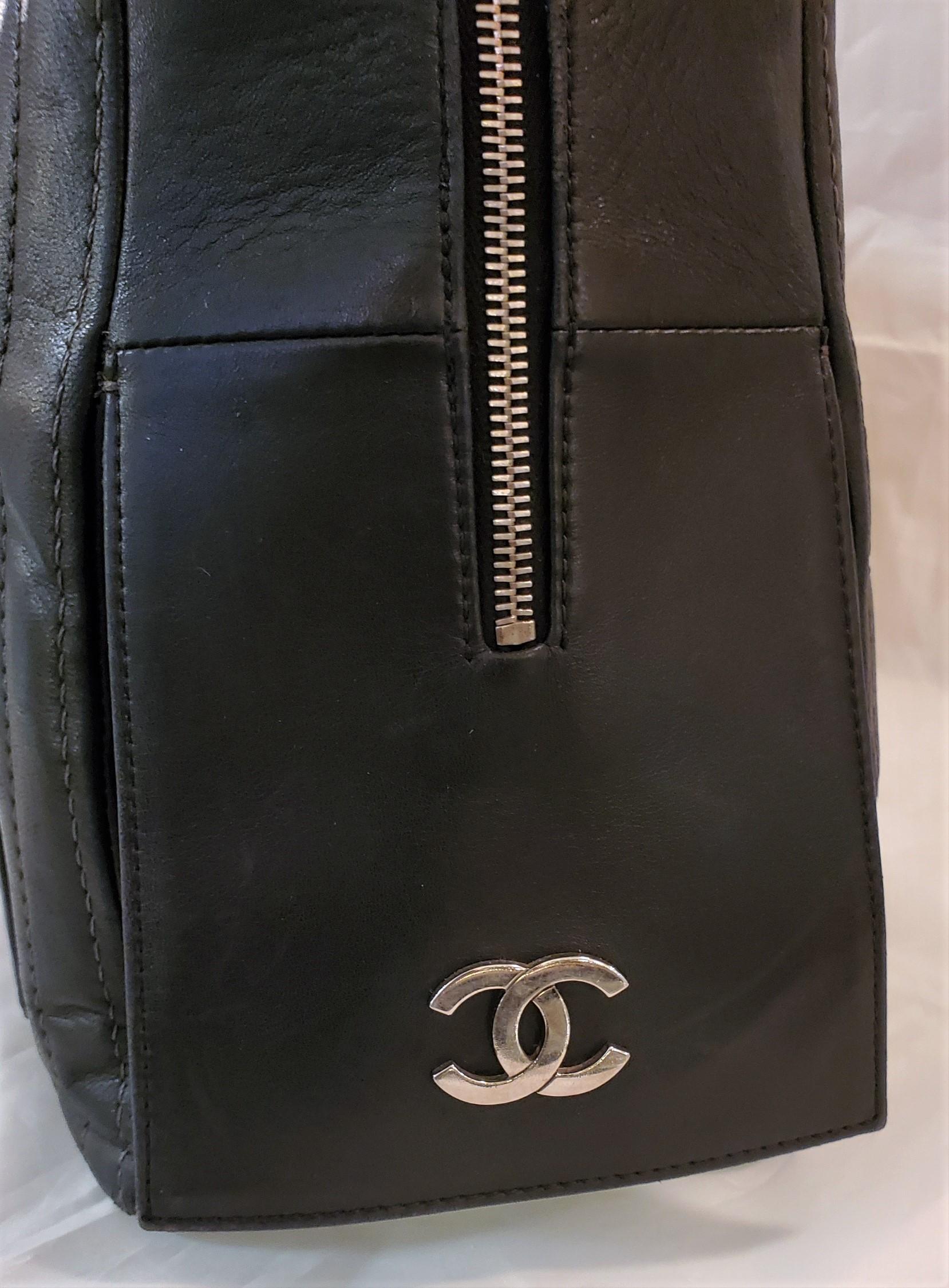 Auth Vintage Chanel Jumbo Leather Chained Handbag For Sale 7