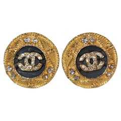 Boucles d'oreilles vintage Auth grand cristal CC