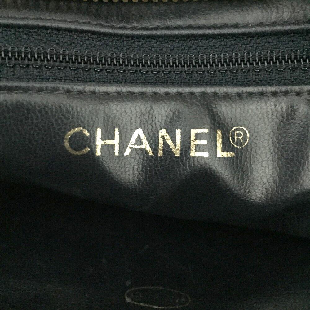 Auth Vintge chanel Rare Shoulder Bag w/Gold Accents For Sale 9