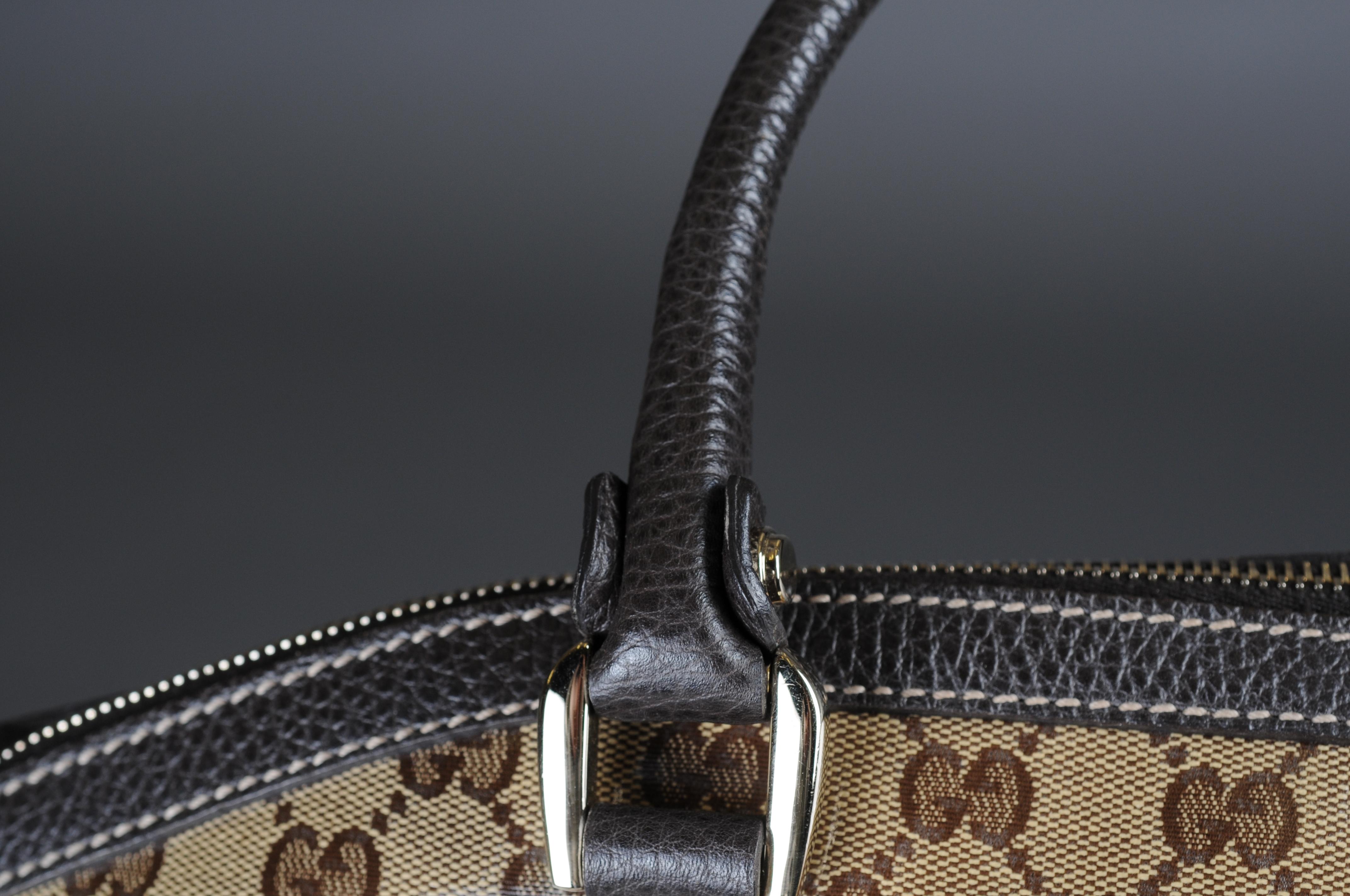 Authentische Gucci Kristall Handtasche  im Angebot 11