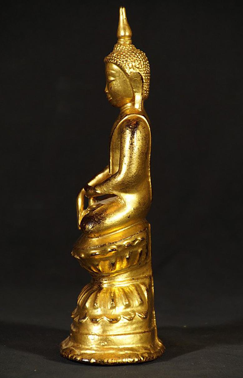 Authentic 18th Century Antique Bronze Buddha Statue from Burma: Original Buddhas For Sale 1