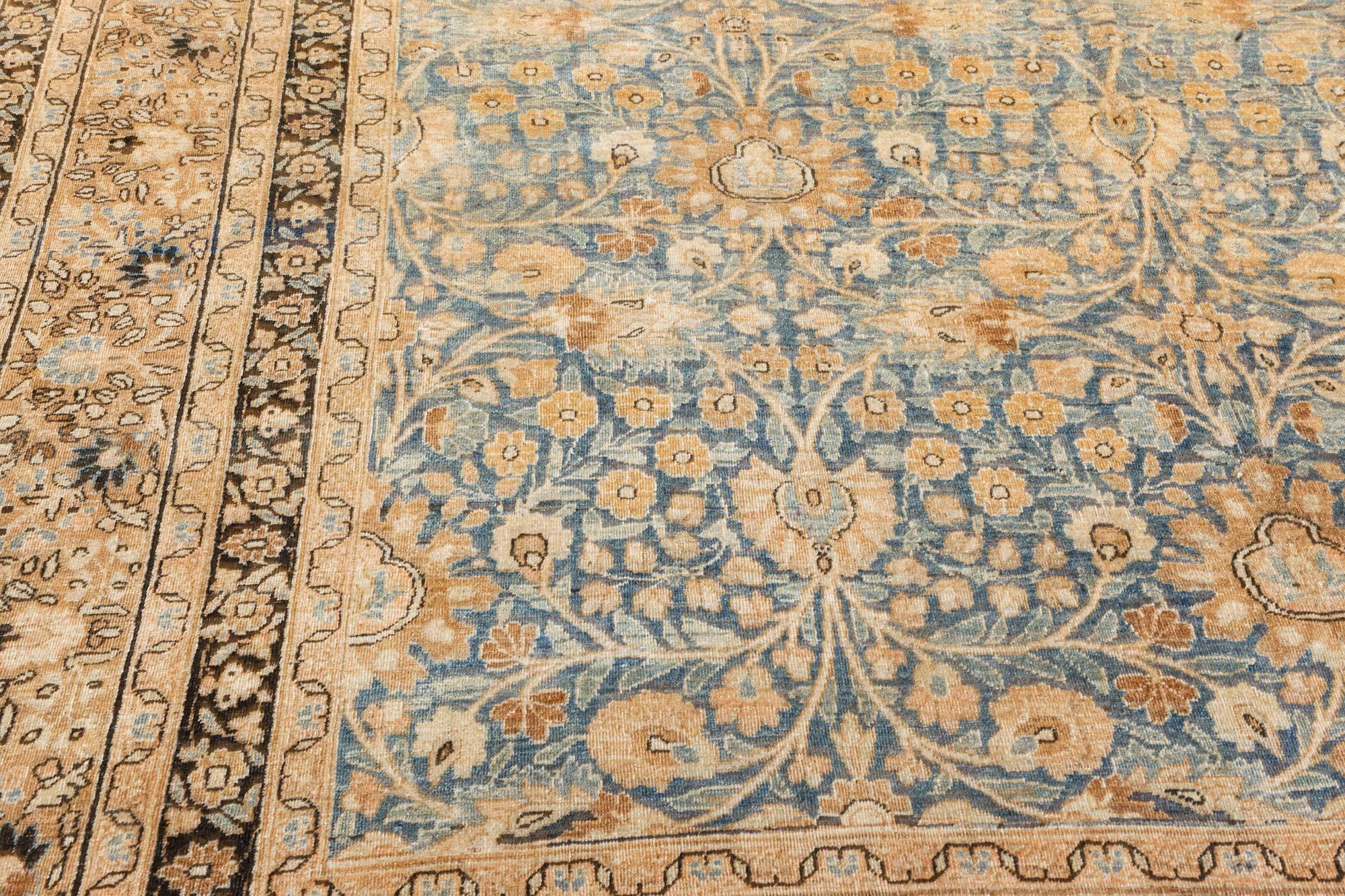 1900s Persian Meshad Blue Handmade Wool Rug In Good Condition For Sale In New York, NY