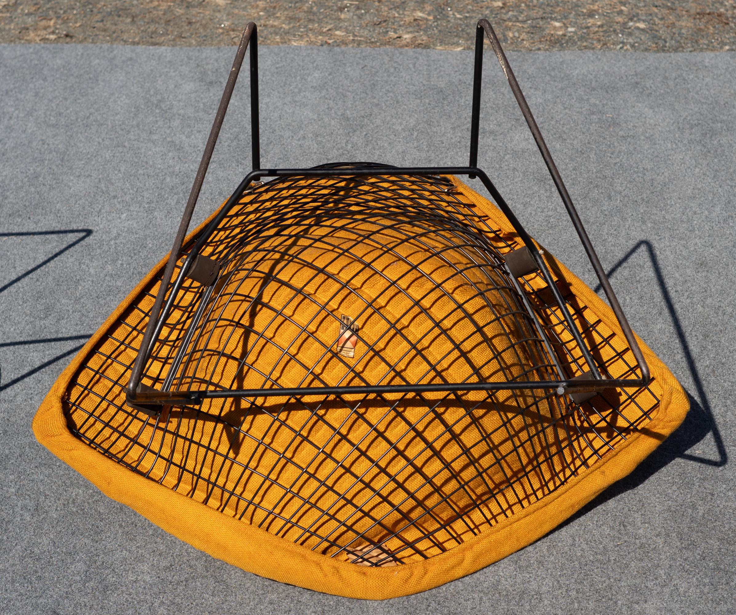 Authentic 1960s Harry Bertoia for Knoll Bird Chair & Ottoman with Original Cover For Sale 5