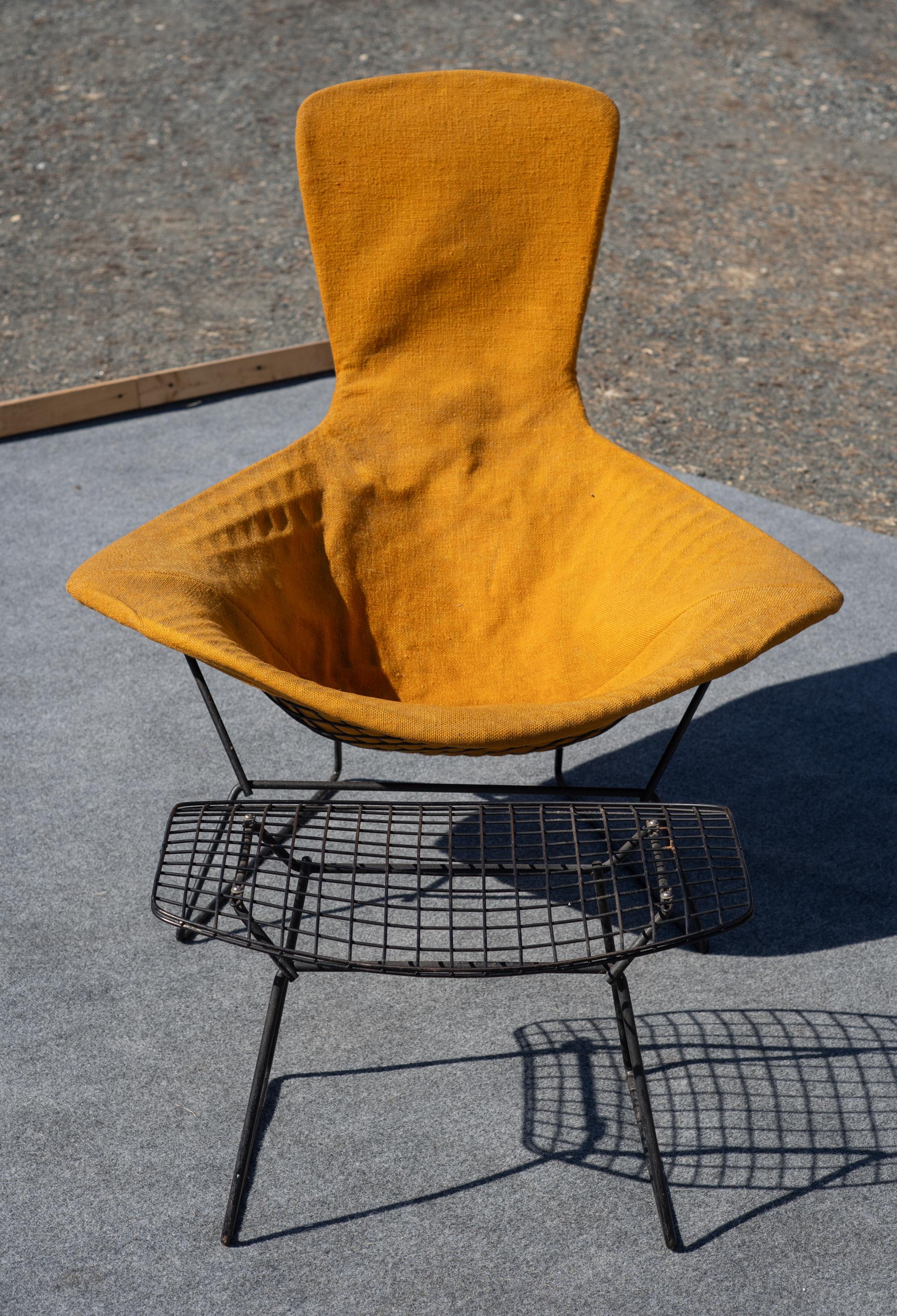 Mid-Century Modern Authentic 1960s Harry Bertoia for Knoll Bird Chair & Ottoman with Original Cover For Sale