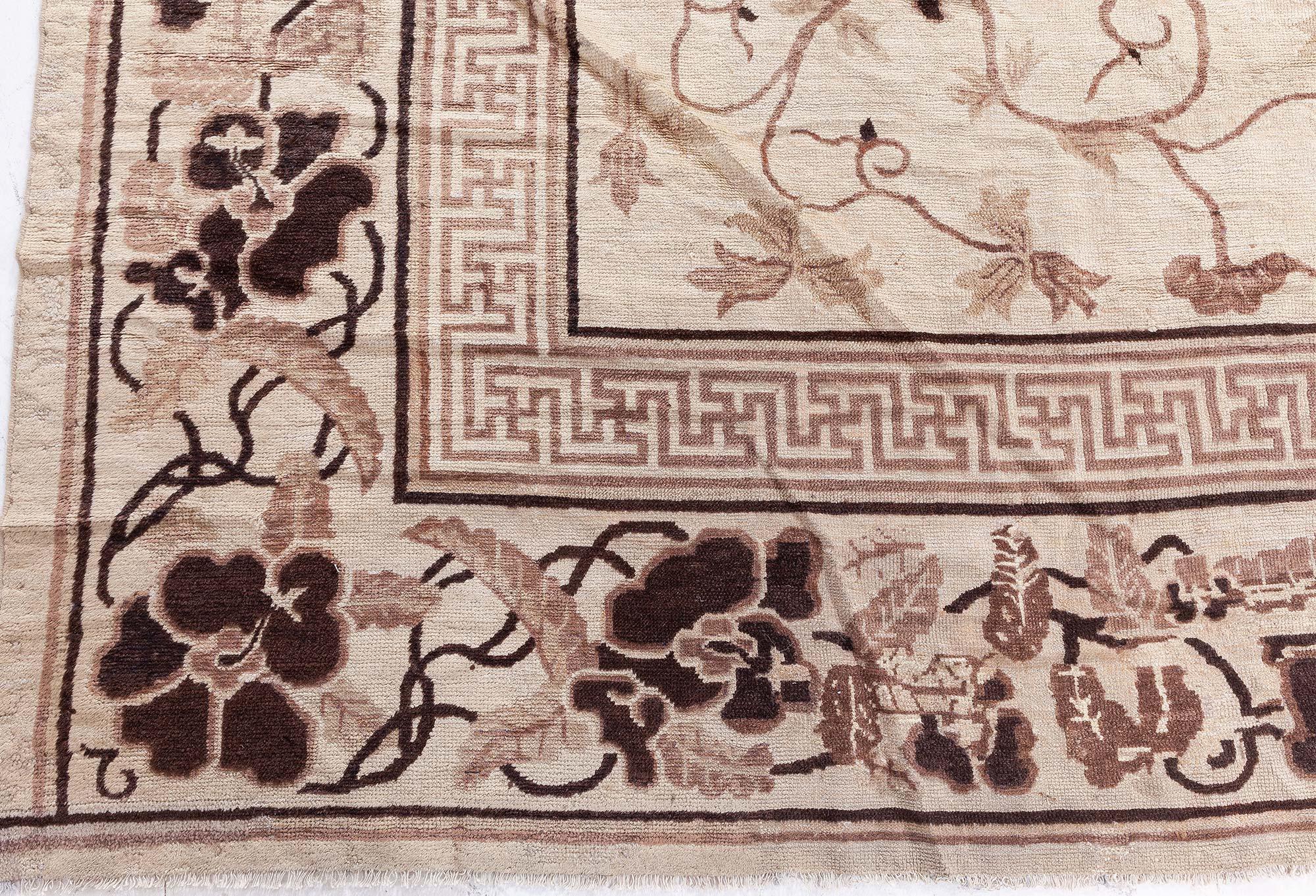 Noué à la main Authentique tapis chinois du 19ème siècle Doris Leslie Blau en vente