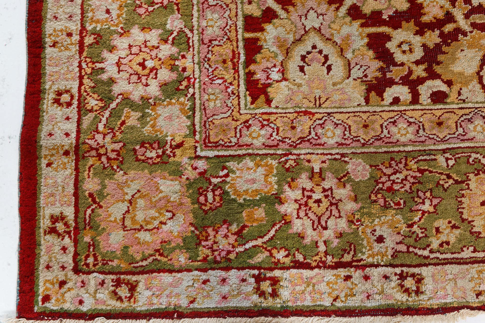 Authentischer indischer Botanischer Teppich aus Amritsar aus dem 19. (Handgeknüpft) im Angebot