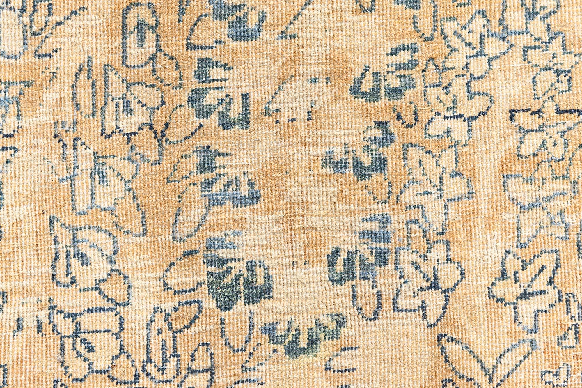 Persiano Tappeto persiano Kirman autentico del XIX secolo in vendita