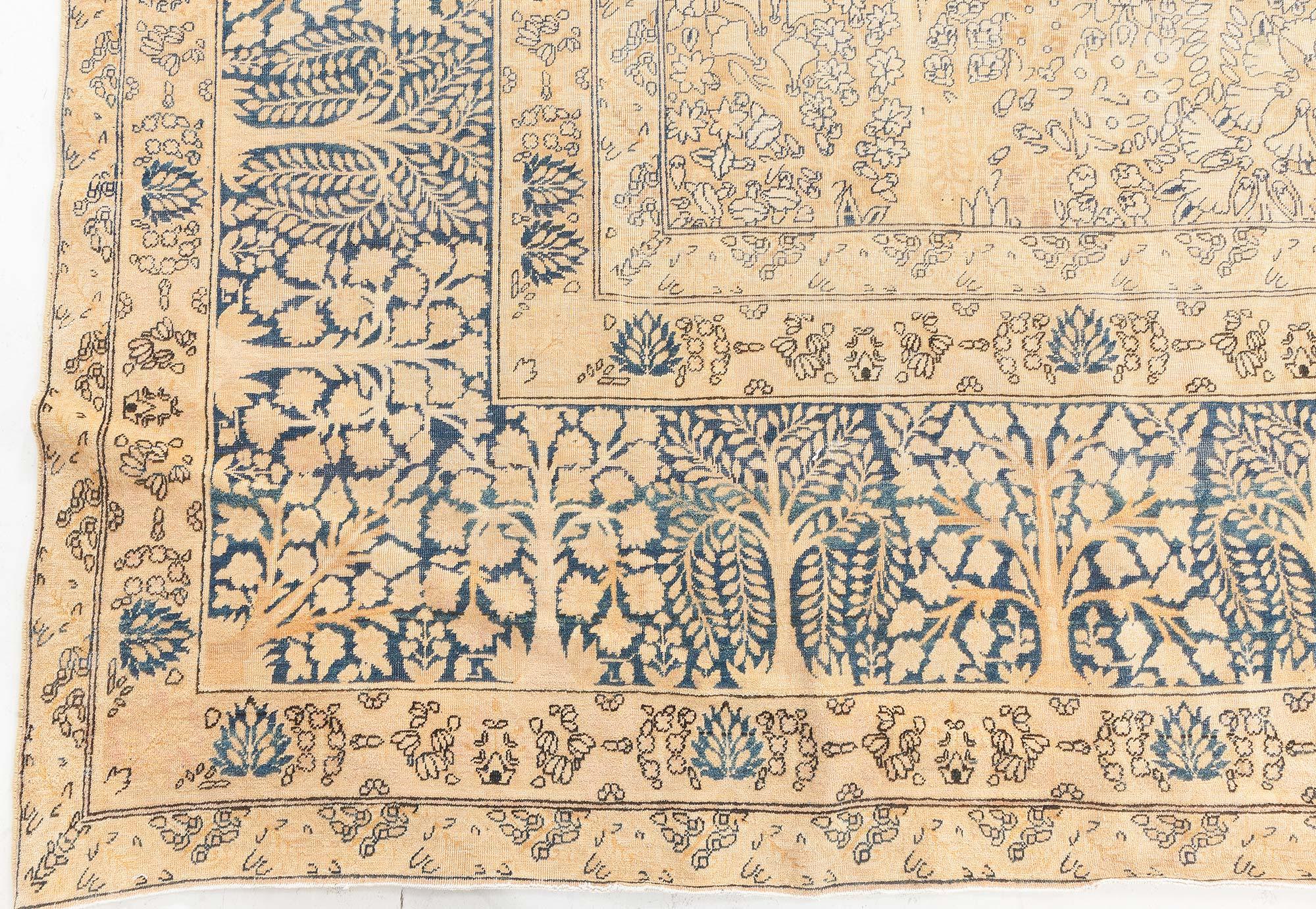 Tappeto persiano Kirman autentico del XIX secolo In condizioni buone in vendita a New York, NY