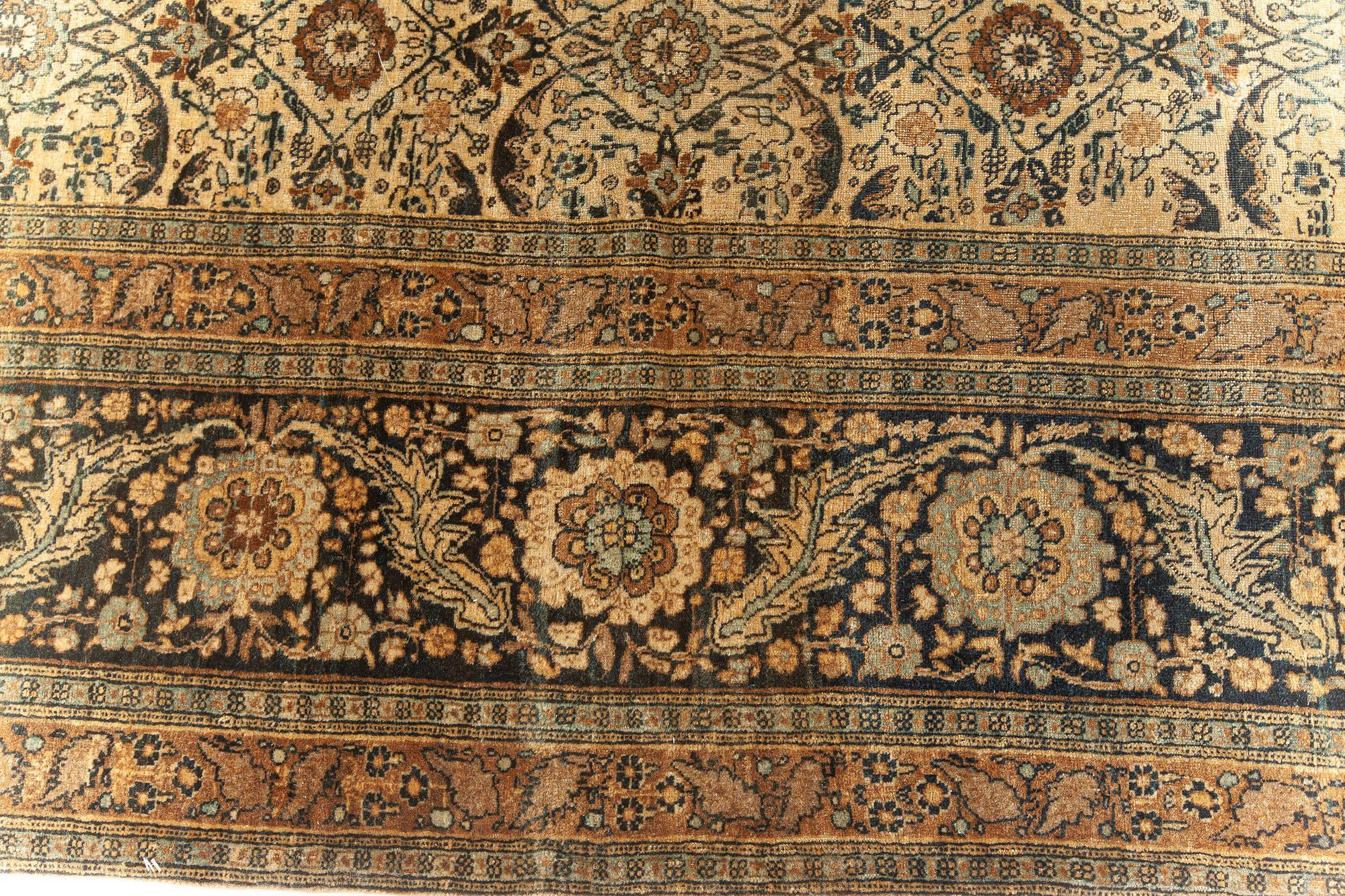 19th Century Persian Tabriz Handmade Wool Rug In Good Condition For Sale In New York, NY
