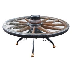 Authentique table basse de style wagon du 19ème siècle avec plateau en verre