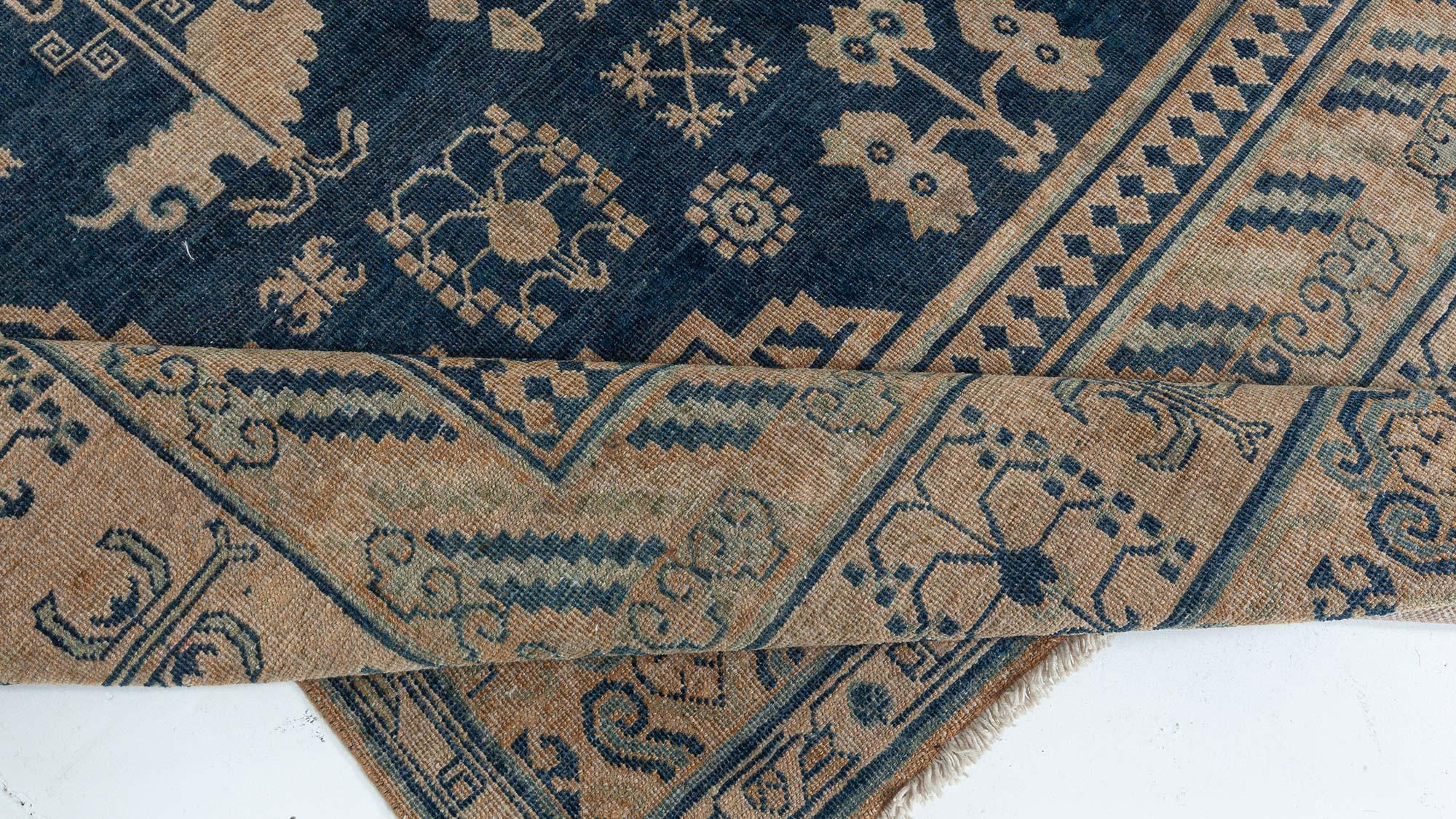 Authentic 19th Century Yarkand Handmade Wool Rug For Sale 3