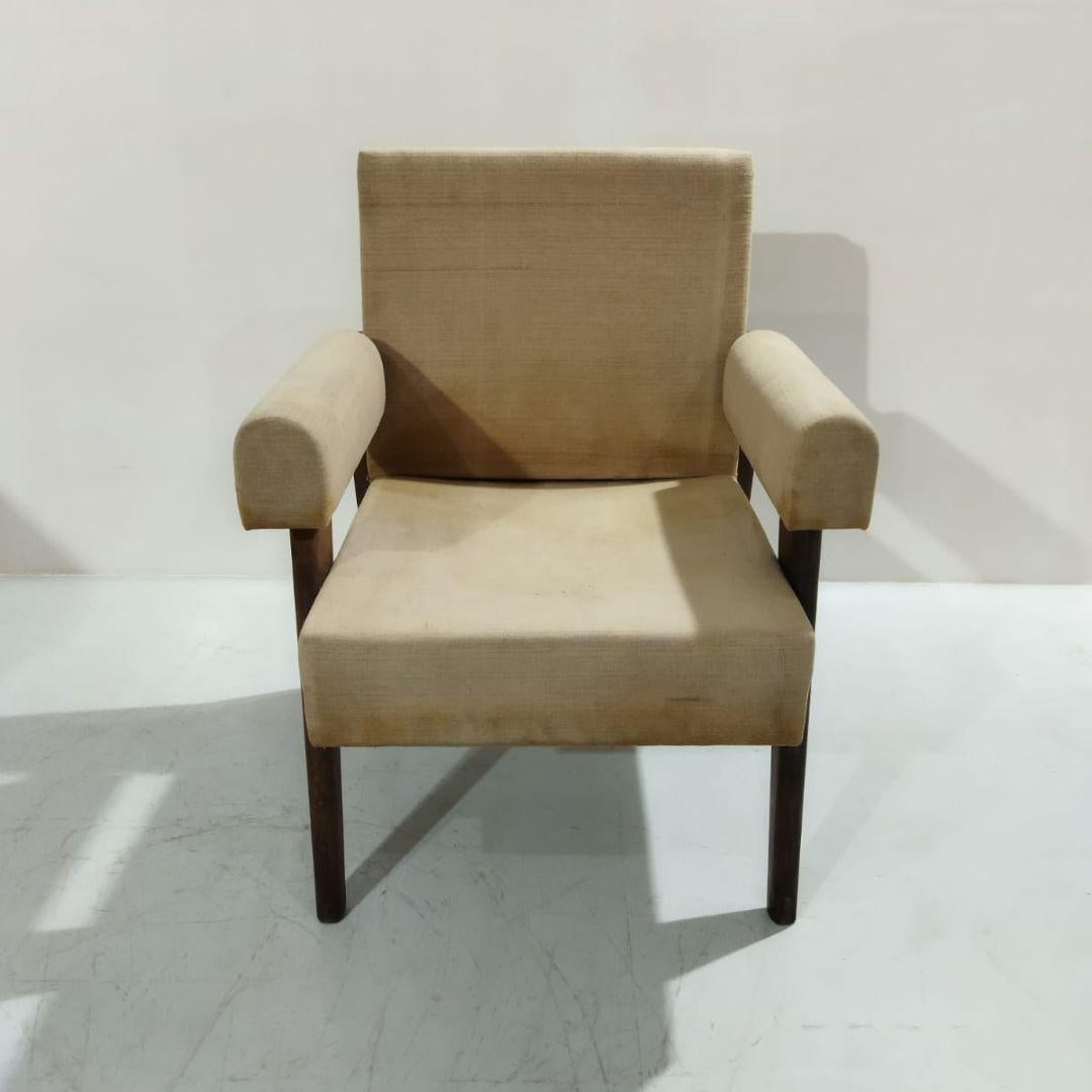 Tissu d'ameublement Fauteuil défenseur authentique de Pierre Jeanneret et Le Corbusier, Chandigarh en vente