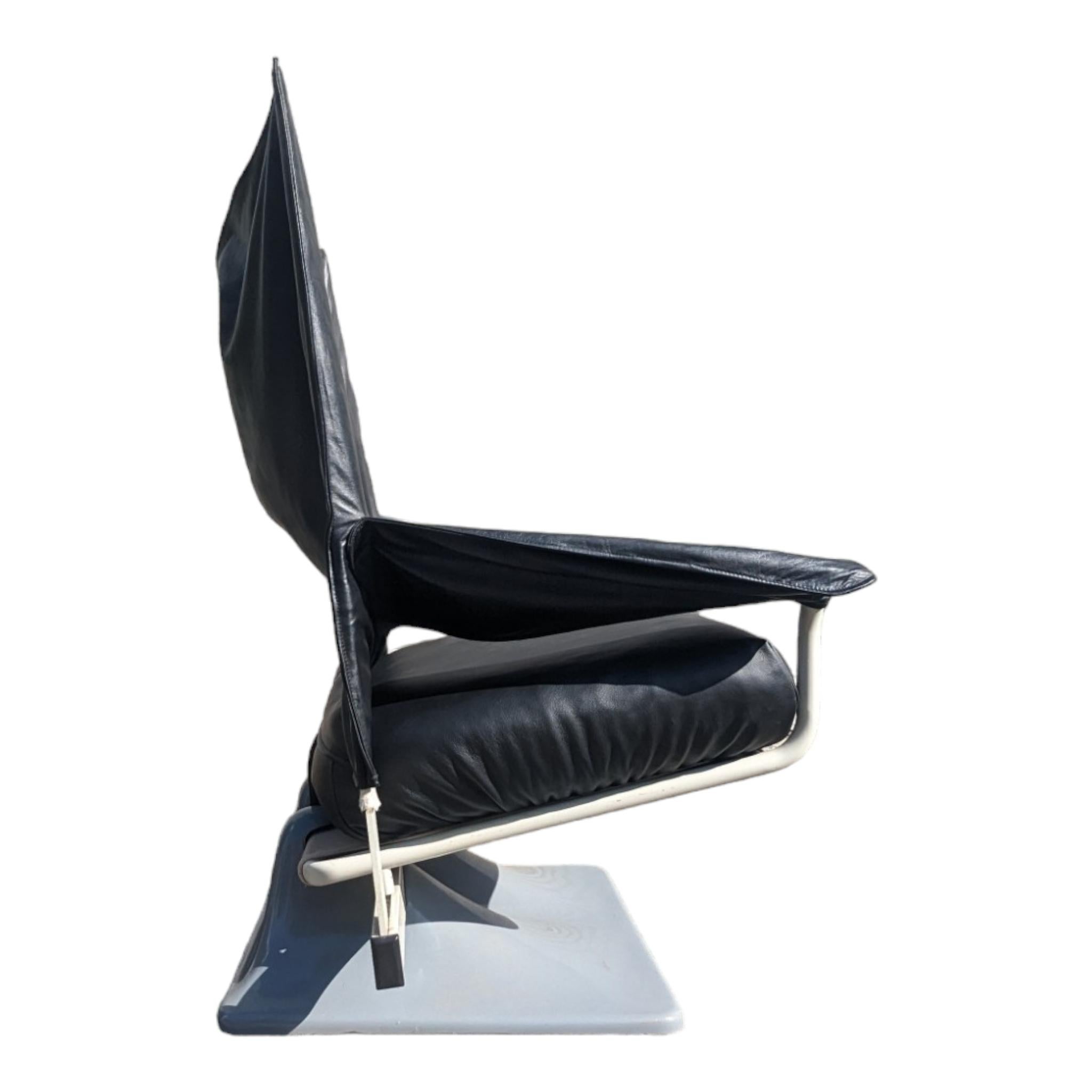 Authentique chaise AEO de Paolo Deganello pour Cassina  en vente 12