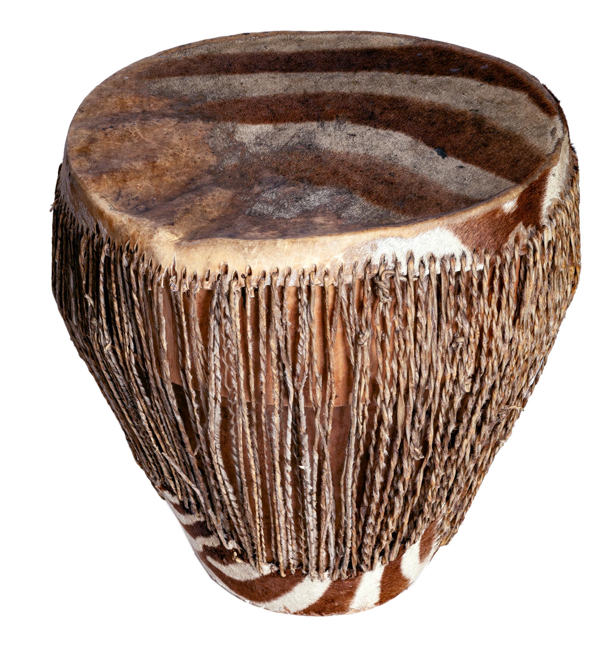 Tambor auténtico de piel de cebra africana Ugandés en venta