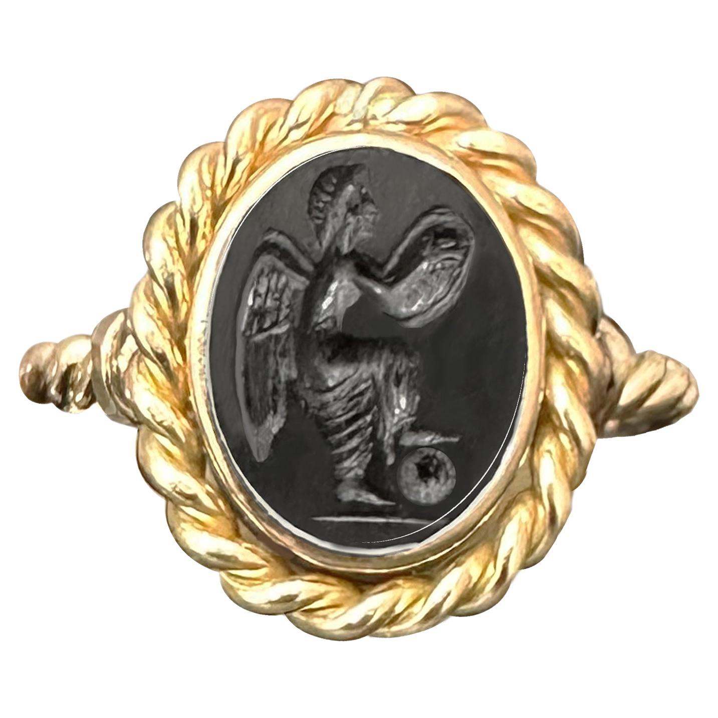 Authentic Ancient Roman Onyx Intaglio 1-2nd Century AD 18 Kt Gold Ring, darstellen im Angebot