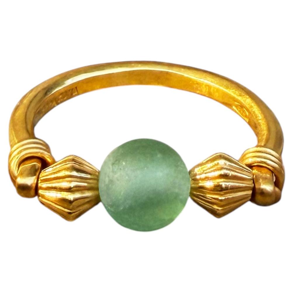 Ring aus 18-Karat-Gold mit einer authentischen, antiken römischen Glasperle in Kugelform