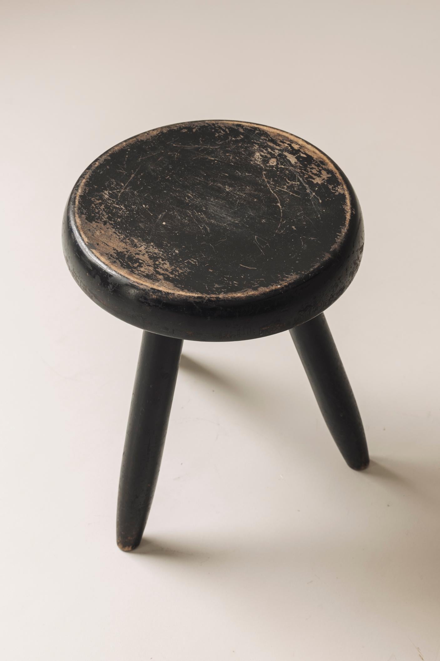 Authentischer und früher High Berger Hocker von Charlotte Perriand, Frankreich 1950er Jahre. (Französisch) im Angebot