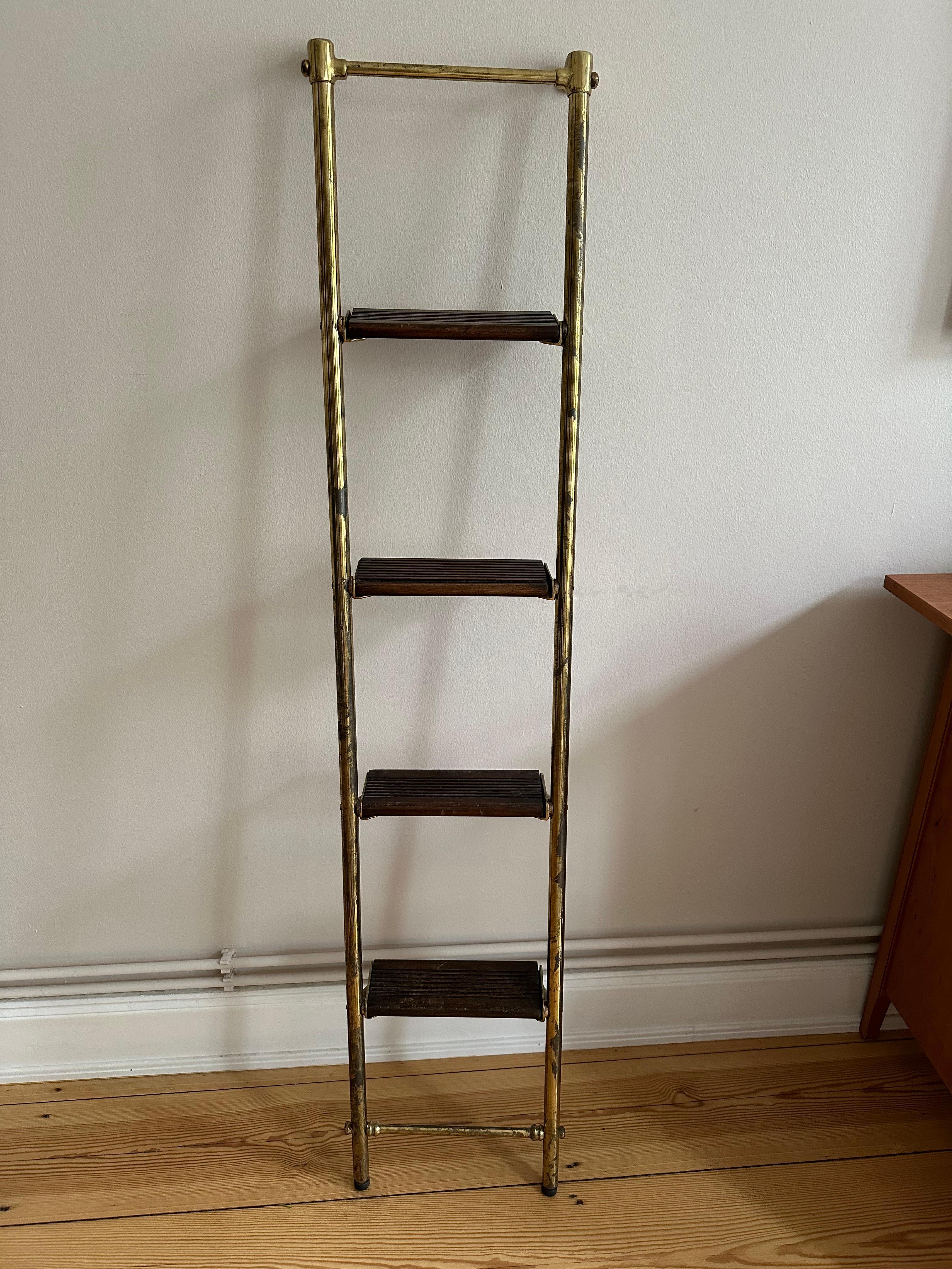 Belle Époque Authentic Antique Brass Ship’s Ladder from the Late 19th Century
 For Sale