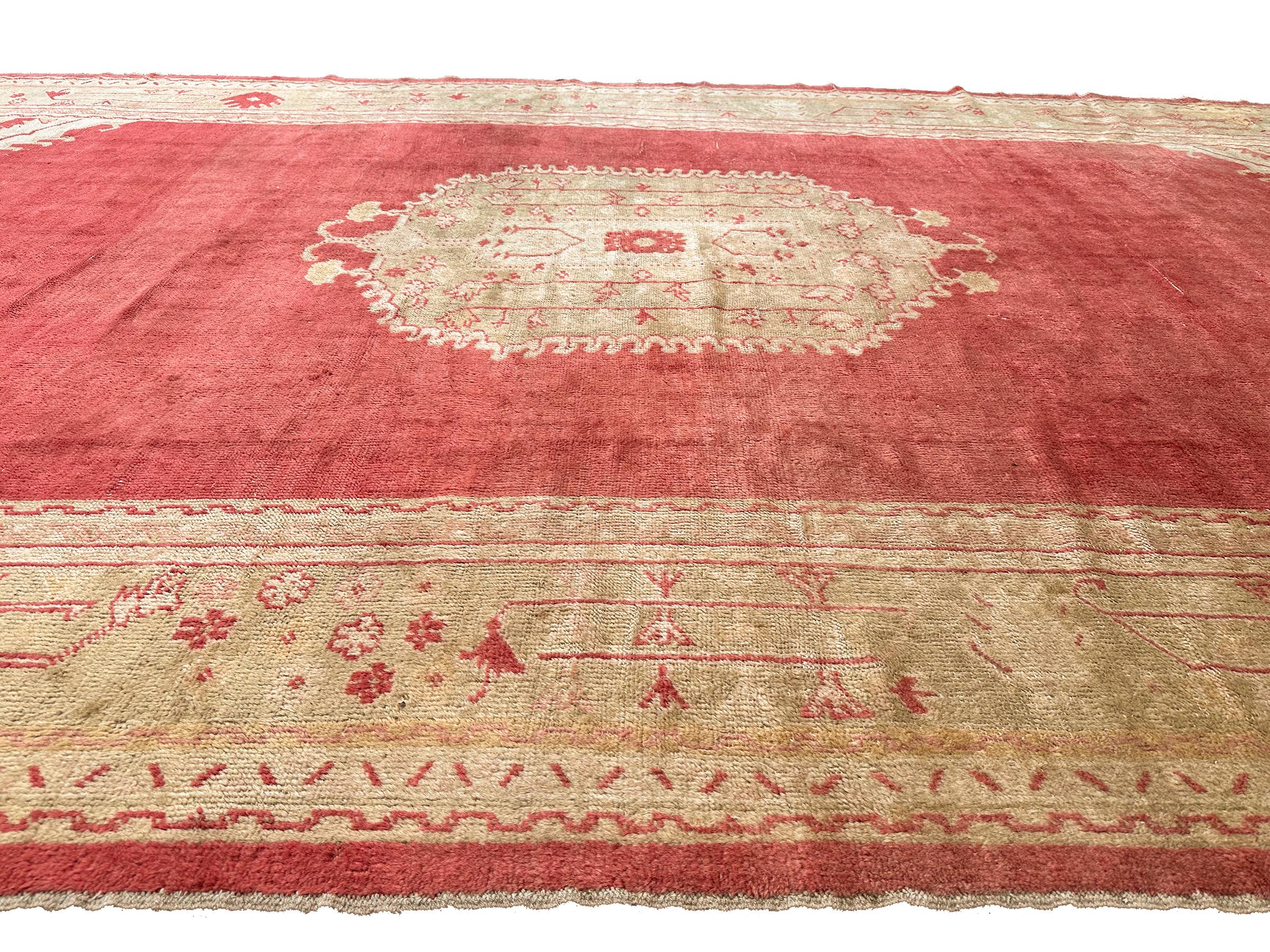Authentic Antique Oushak Oversized Wool Foundation 1900 10x18 Handmade 305x549cm For Sale 4