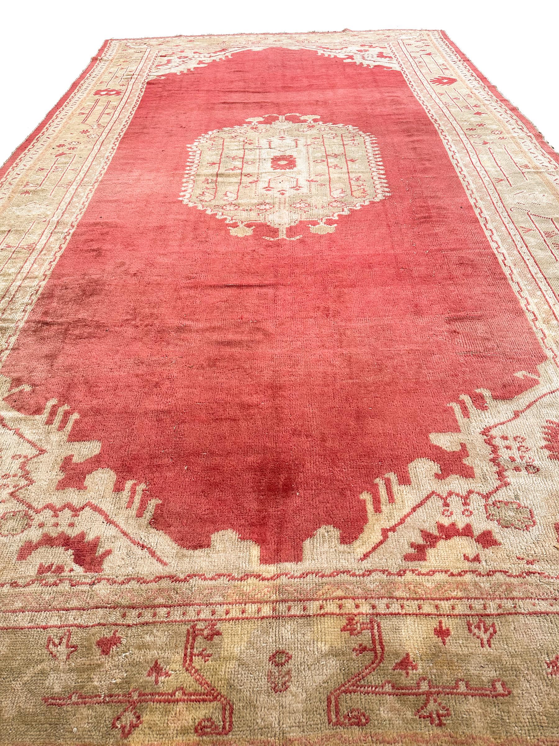 Authentic Antique Oushak Oversized Wool Foundation 1900 10x18 Handmade 305x549cm For Sale 3