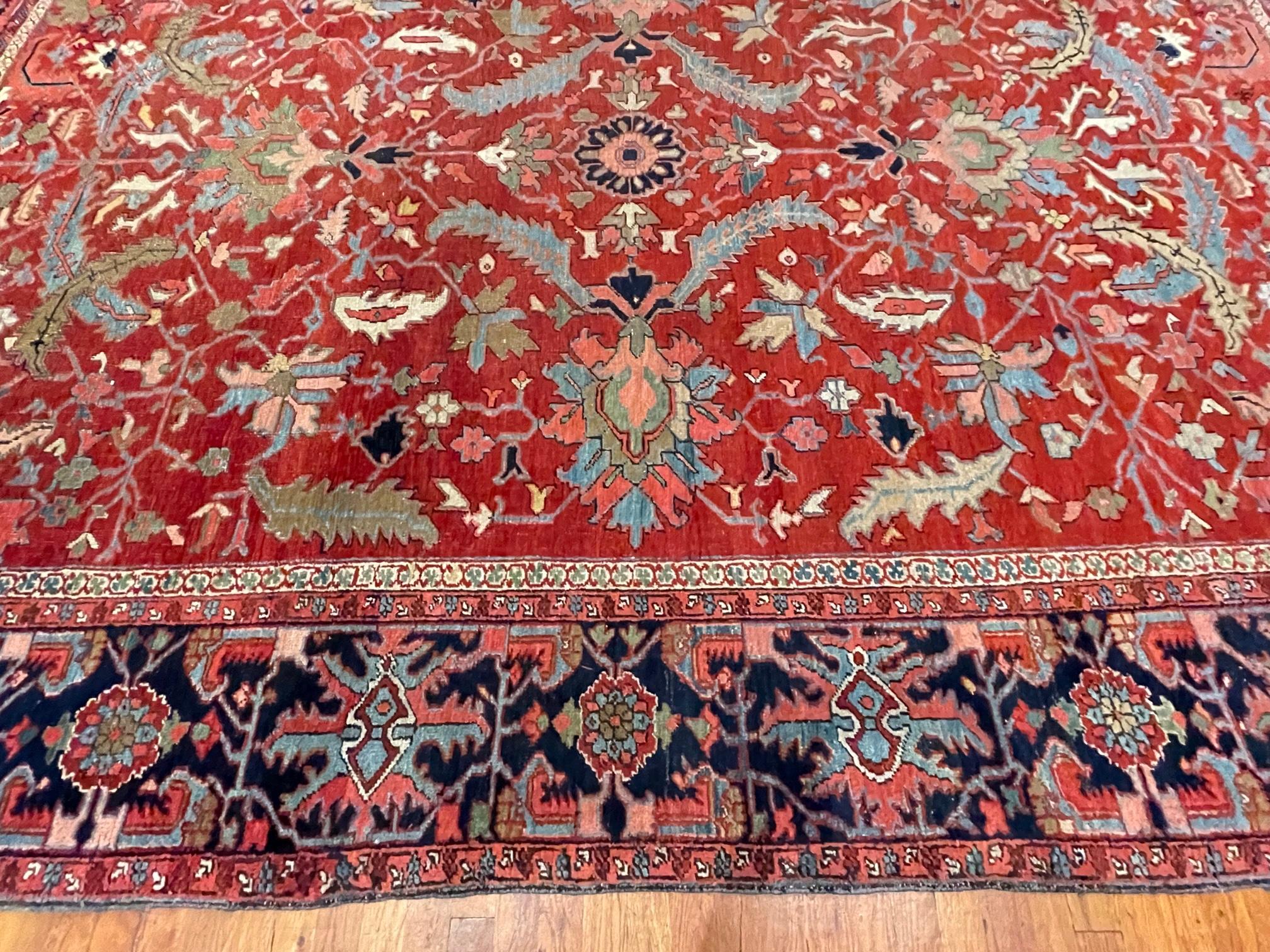 Authentic Antique Persian Hand Knotted Semi Geometric Heriz Rug 1920 Circa In Good Condition For Sale In San Diego, CA