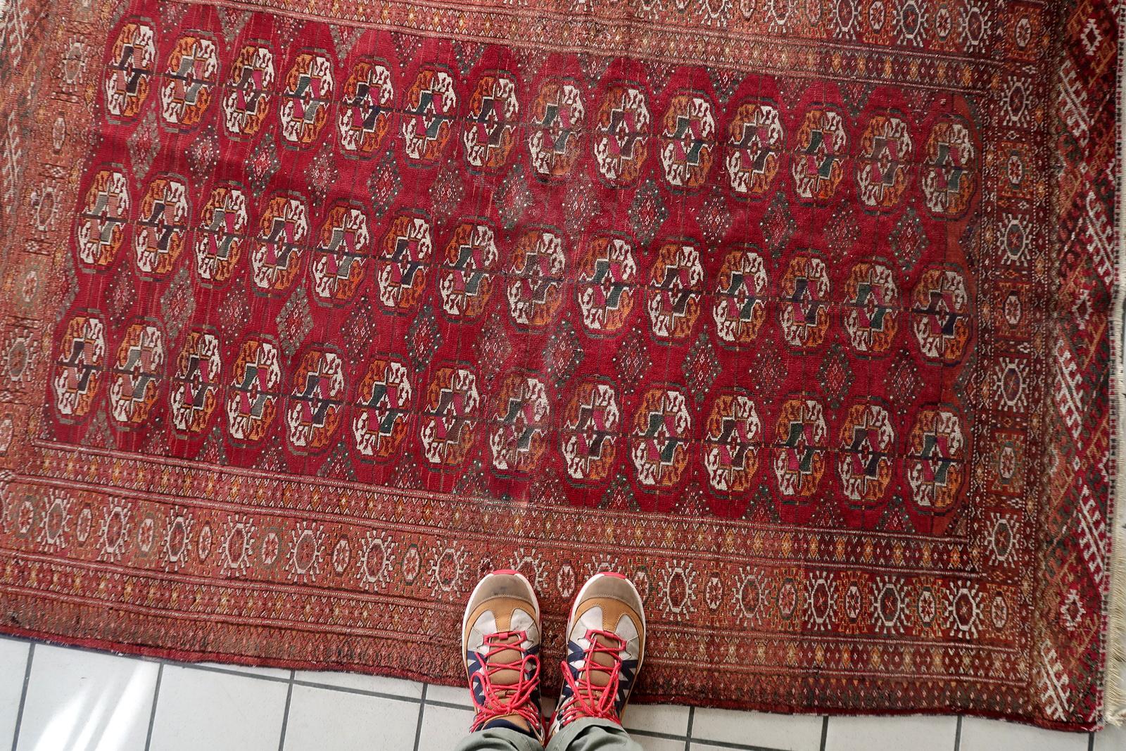 Autentico tappeto antico Turkmen Tekke con motivi Gul 4,4' x 6' - 1C1197 in vendita 3