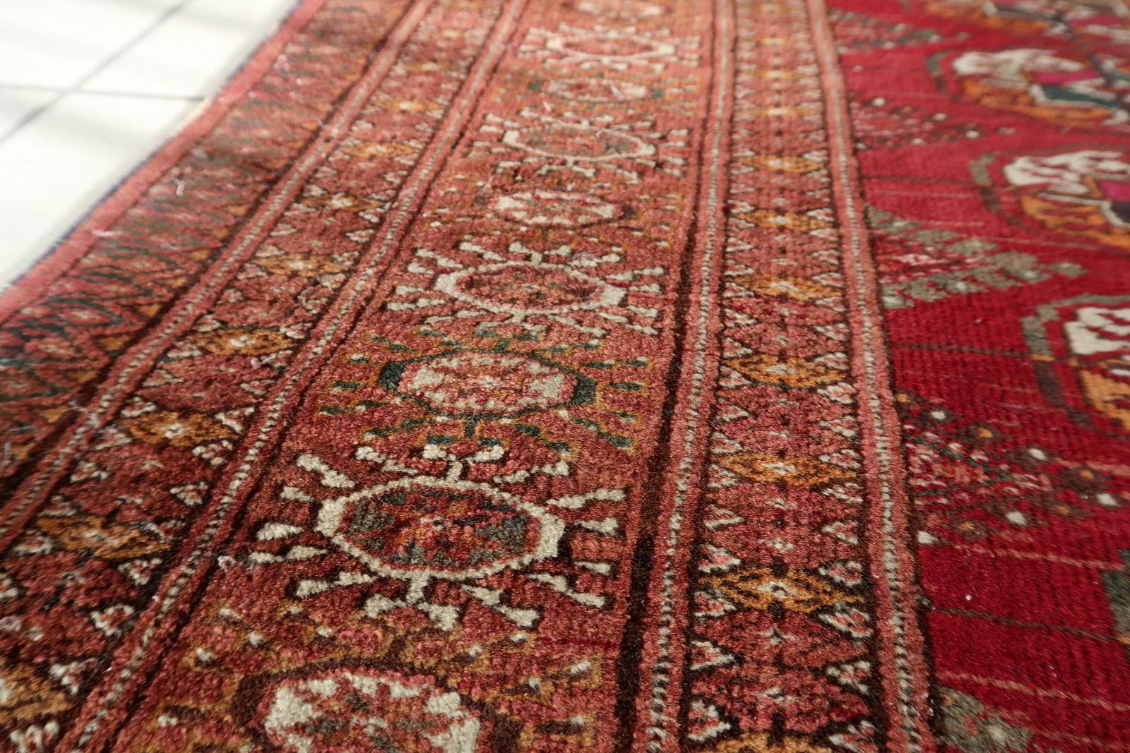 Autentico tappeto antico Turkmen Tekke con motivi Gul 4,4' x 6' - 1C1197 in vendita 6