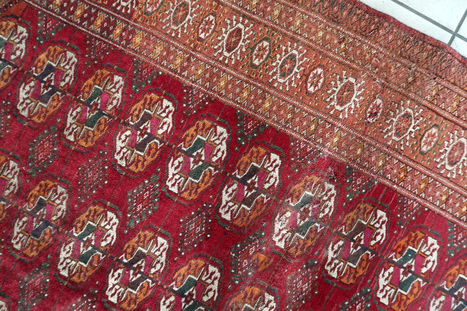 Autentico tappeto antico Turkmen Tekke con motivi Gul 4,4' x 6' - 1C1197 In condizioni buone in vendita a Bordeaux, FR