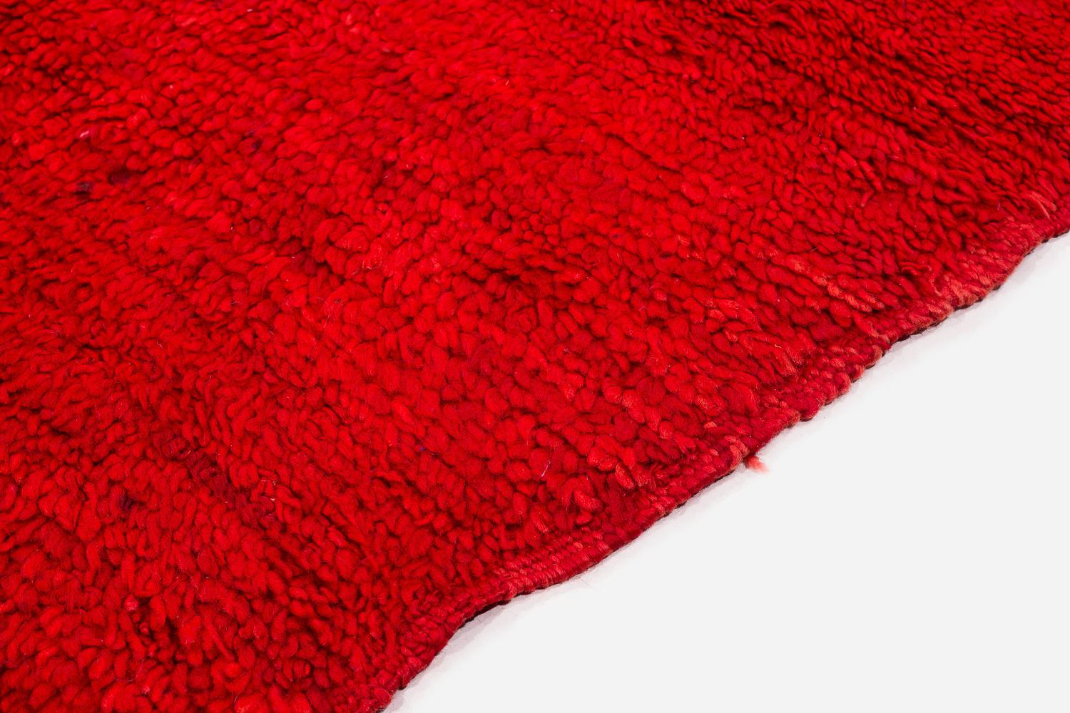 Authentischer antiker roter Chichaoua-Teppich aus marokkanischer Wolle im Vintage-Stil mit Fransen im Angebot 1