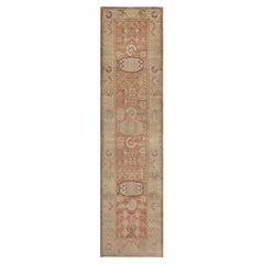 Authentique tapis de couloir Khotan rouge tendre en laine ancienne
