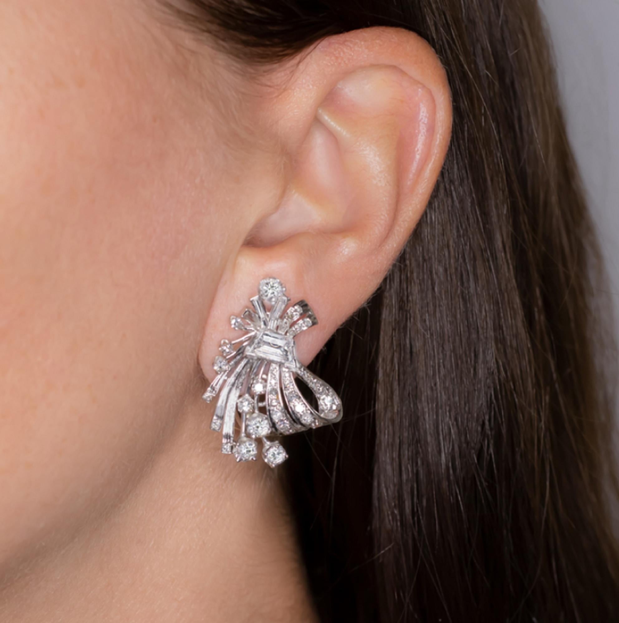 Trapezoid Cut Authentic Art Deco 4.20 Carat Platinum White Diamond Earrings 