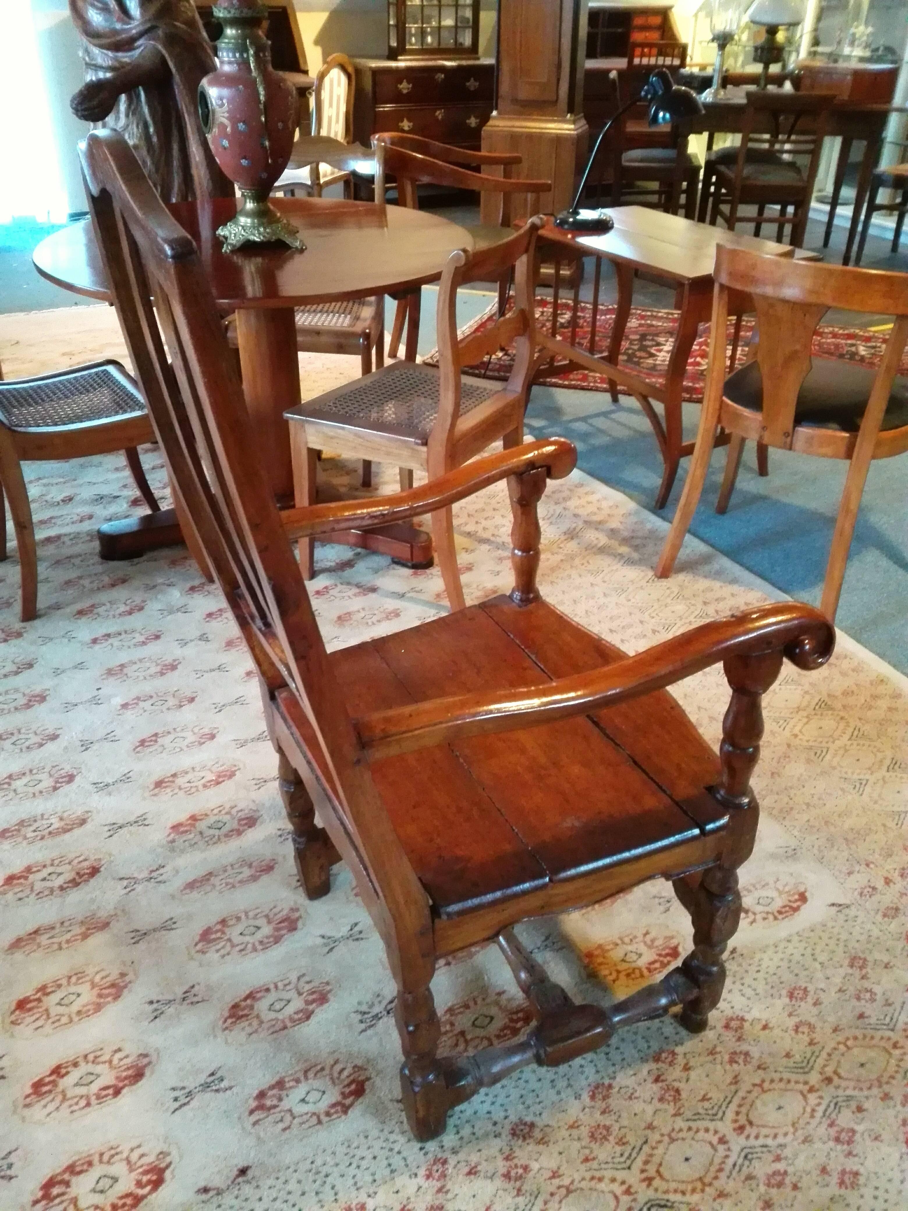 French Barock Armchair First Half of the 18th Century in Carved and Caned Walnut For Sale