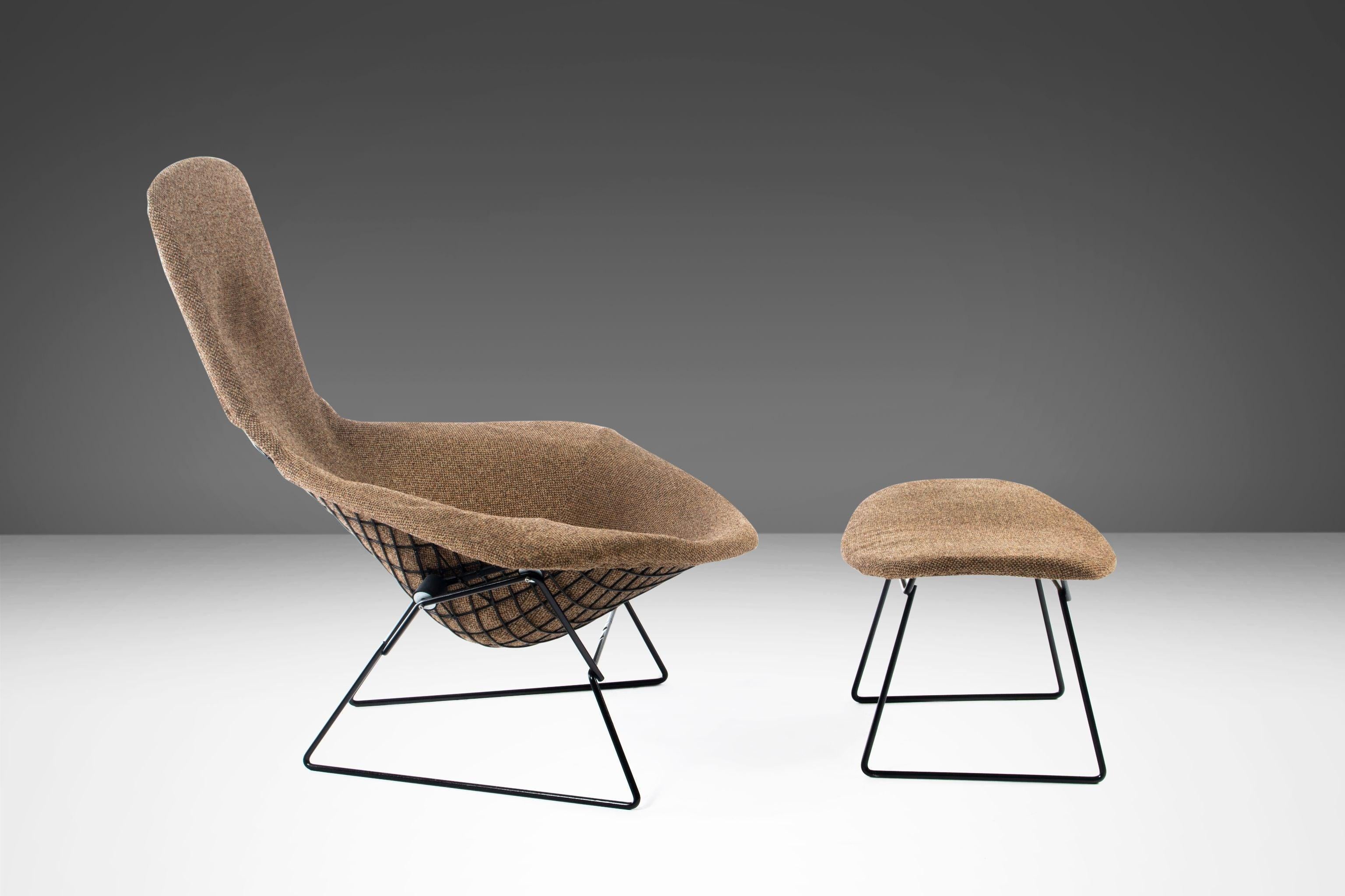 Mid-20th Century Authentic Bird Lounge Chair and Ottoman by Harry Bertoia for Knoll, USA, 1960s For Sale