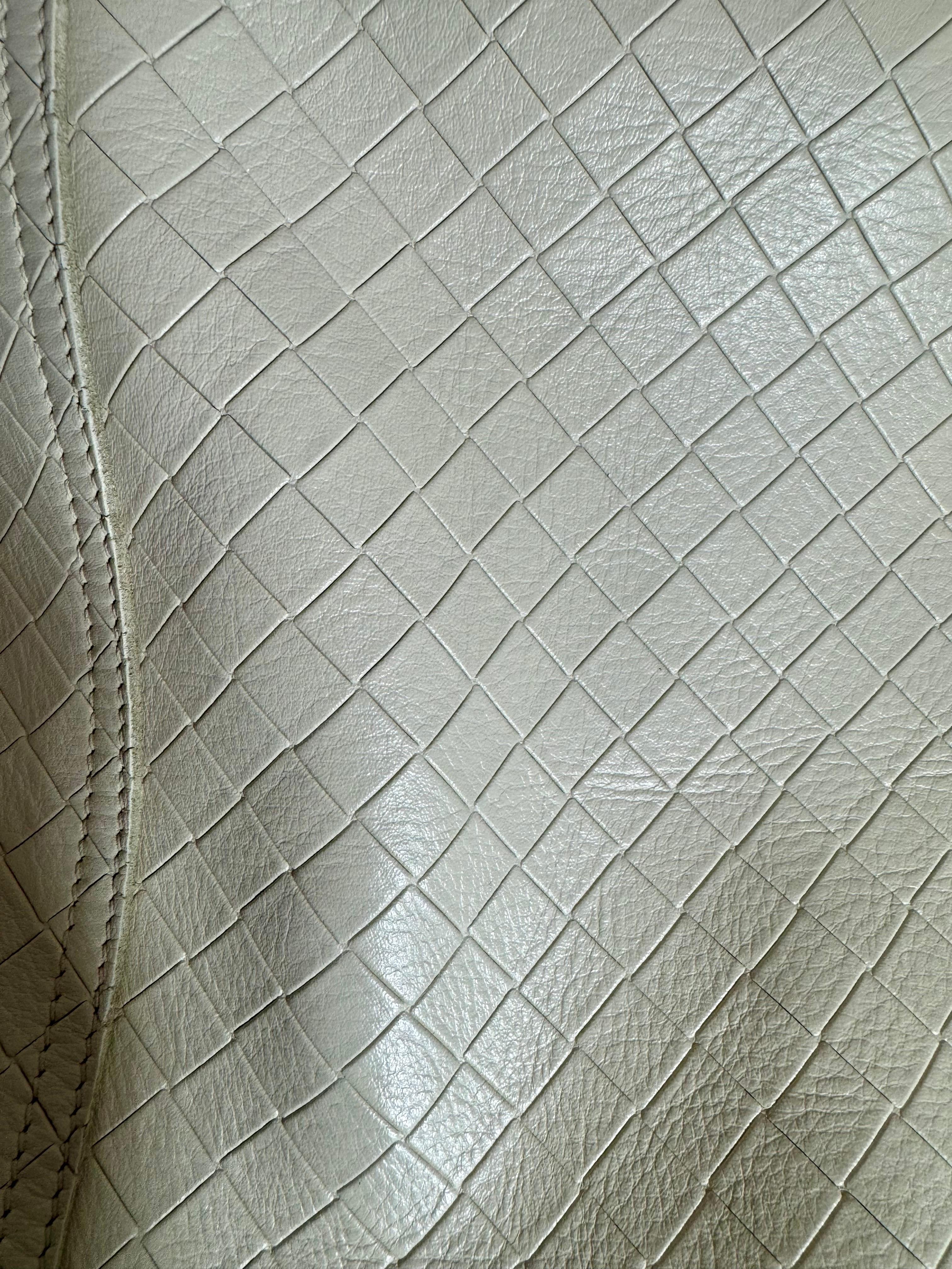 Authentic Bottega Veneta Intrecciato Tote Bag Beige Color Leather Women's Italy 6
