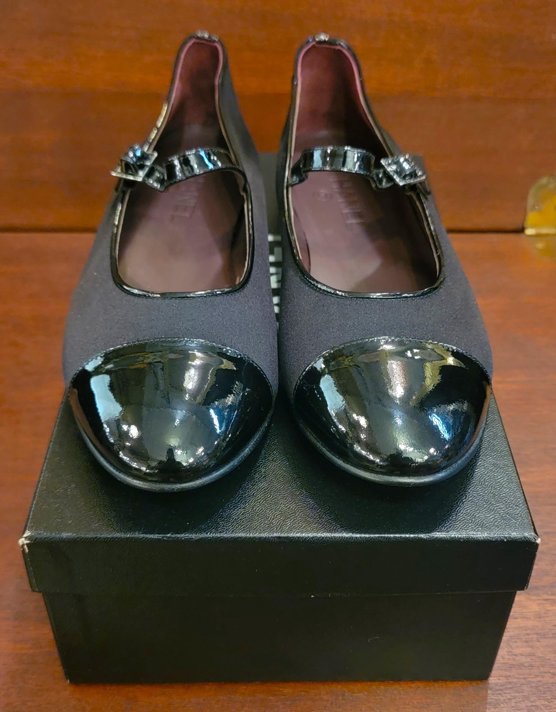 Authentic Brand New Chanel Black Balerina Flats Satin Leather Size 39 For Sale 3