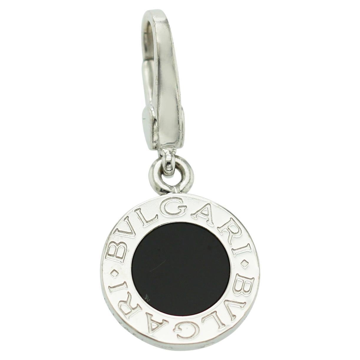 Authentique breloque pendentif en or 18 carats en onyx noir BULGARI BVLGARI