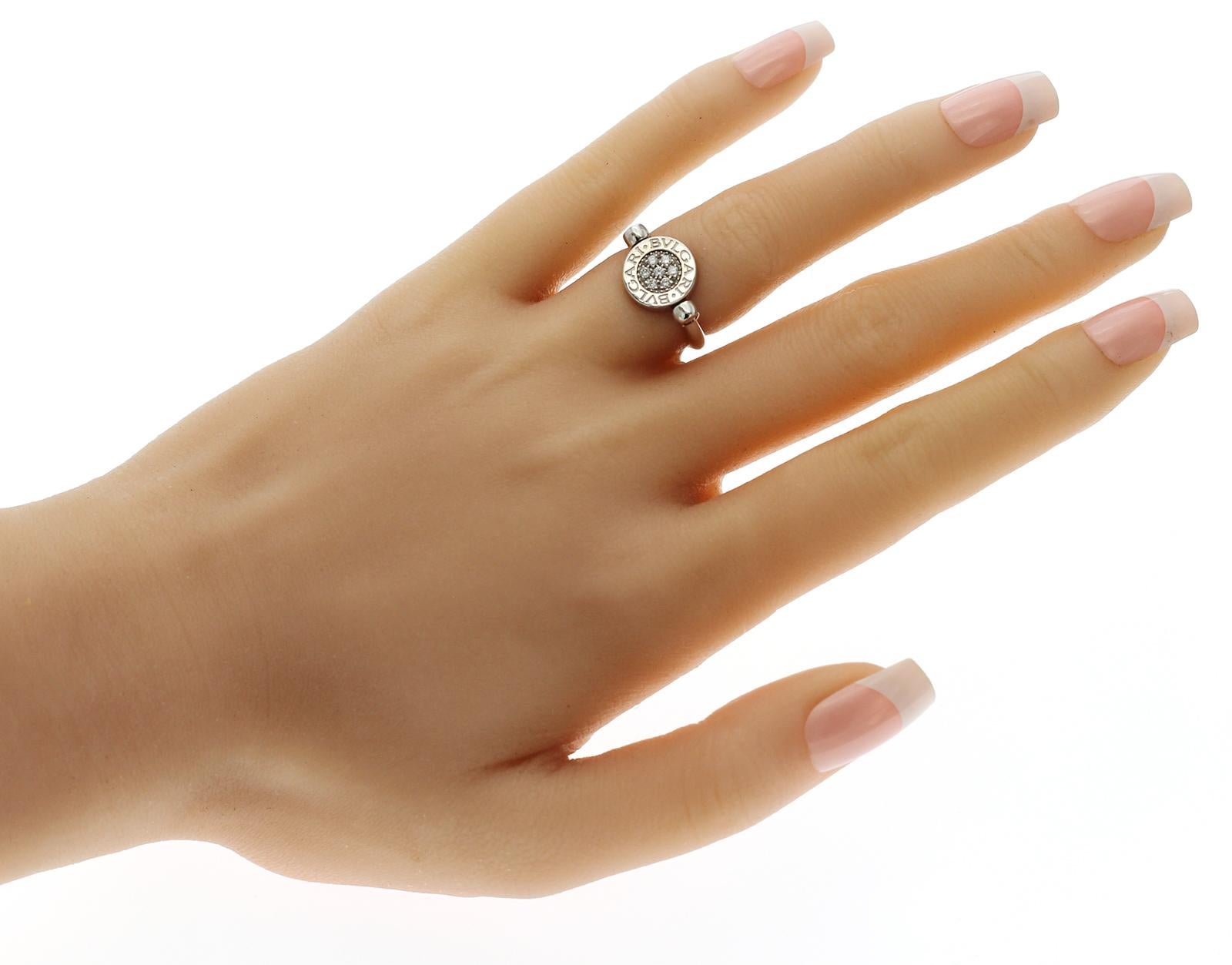 Authentic Bulgari BVLGARI Flip 18K White Gold Diamond Onyx Ring Size 50 US 4 In Excellent Condition For Sale In Los Angeles, CA