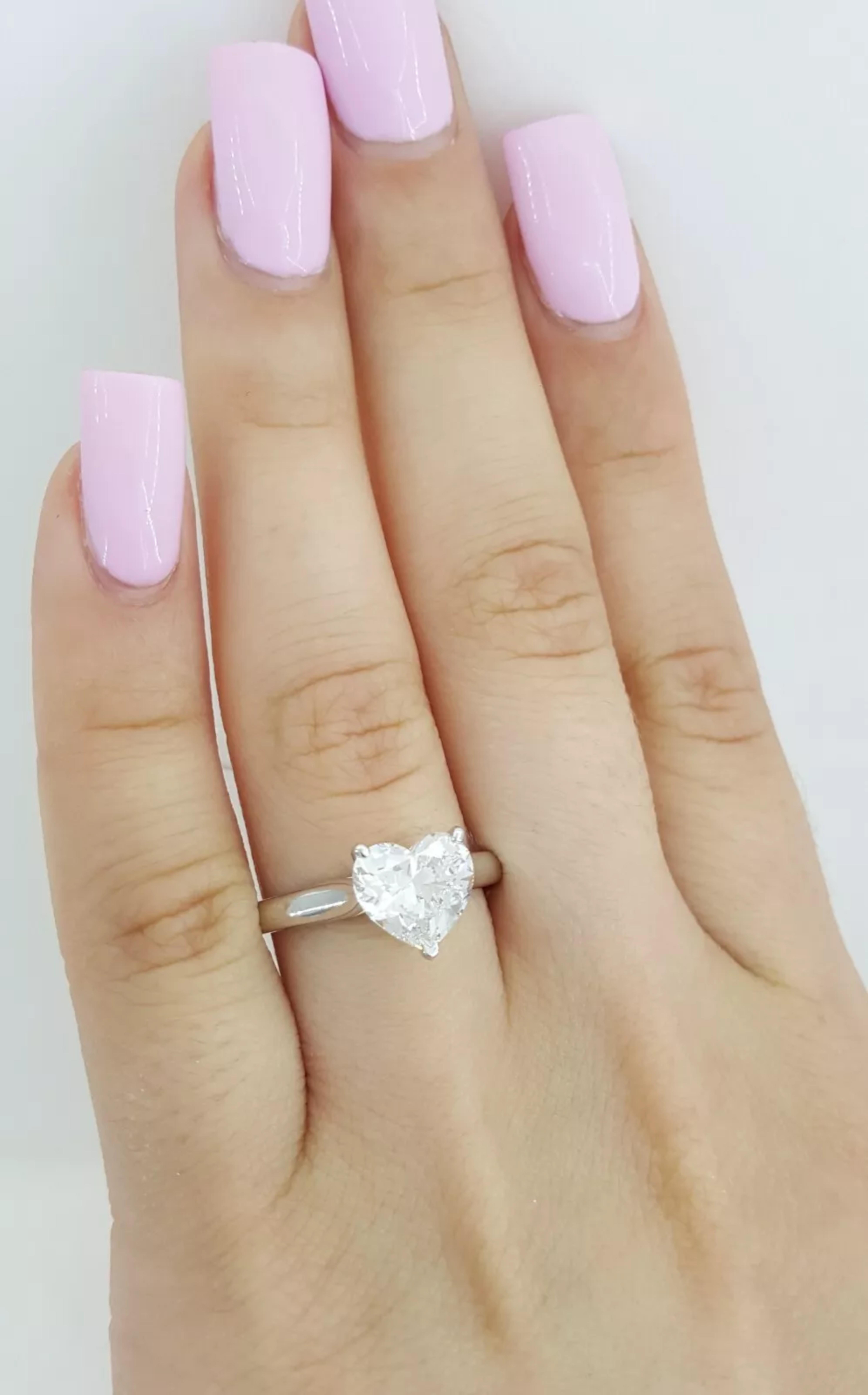 Authentic Cartier 1895 Solitaire Heart Brilliant Cut Diamond Engagement Ring Damen im Angebot