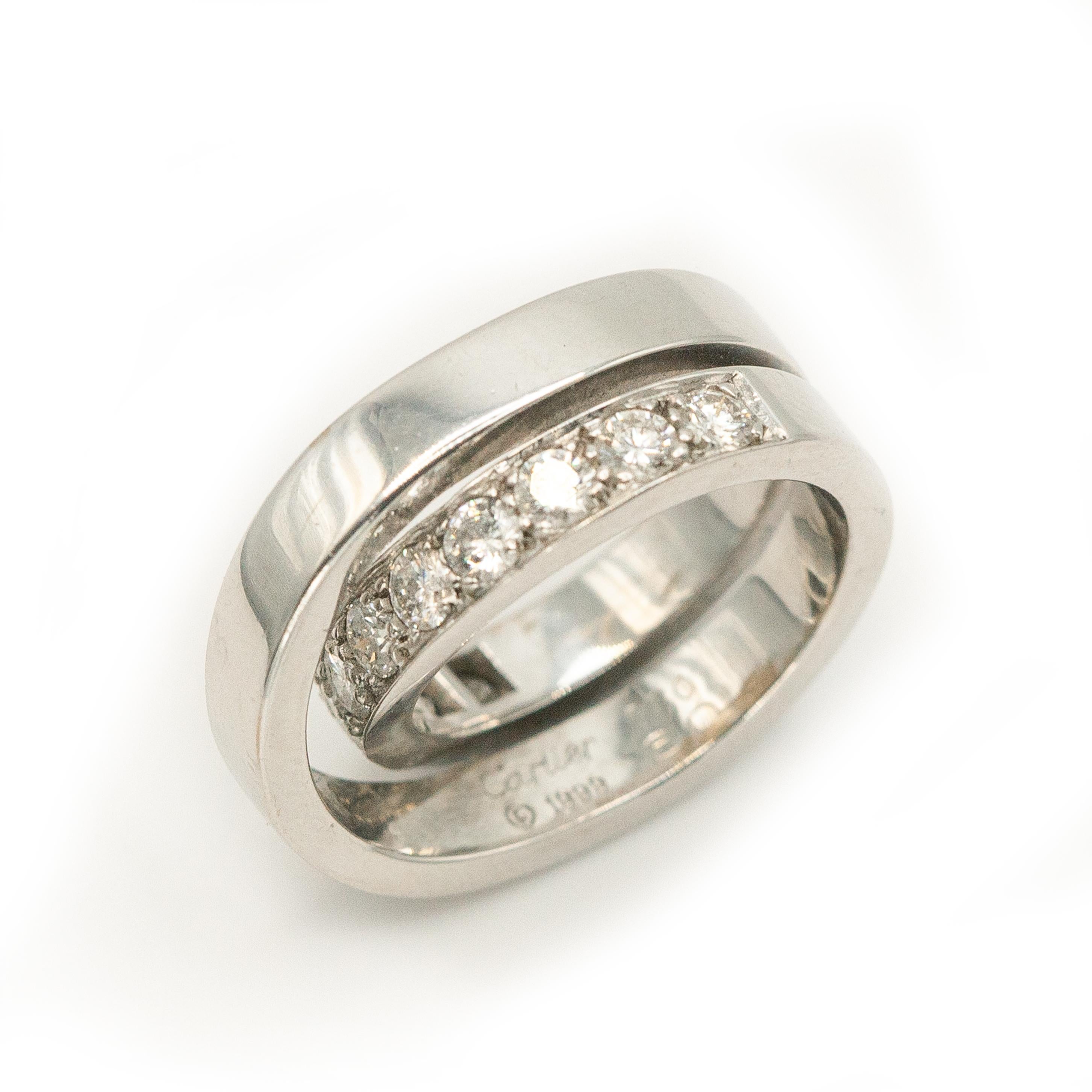 Autentico Cartier Anello Nouvelle Vogue con diamanti in oro bianco 18 carati In condizioni ottime in vendita a New York, NY